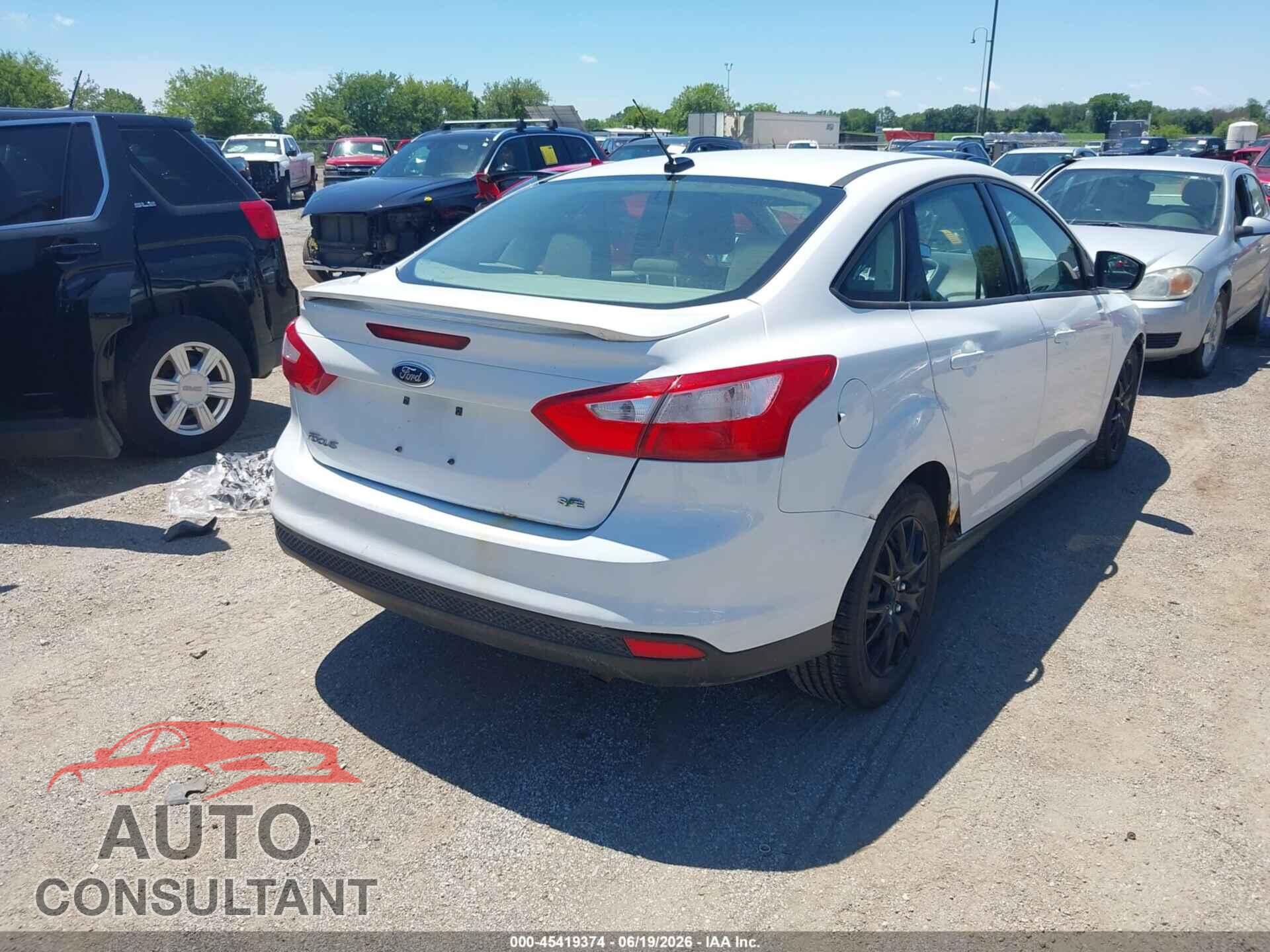 FORD FOCUS 2012 - 1FAHP3F2XCL174627