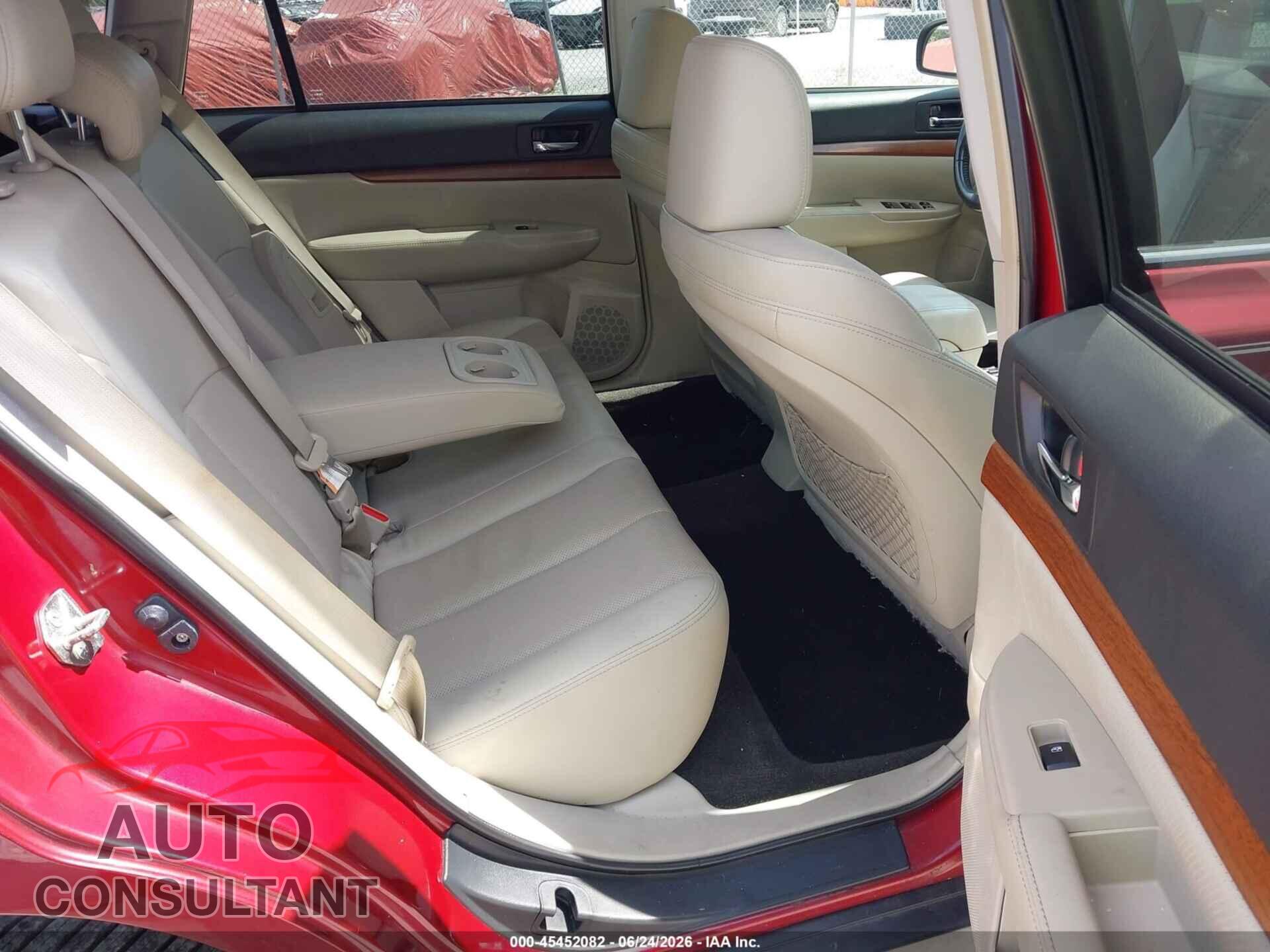SUBARU OUTBACK 2014 - 4S4BRBLC4E3325655
