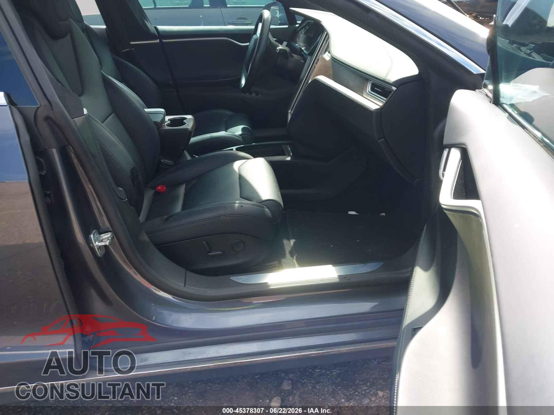 TESLA MODEL S 2017 - 5YJSA1E28HF229576