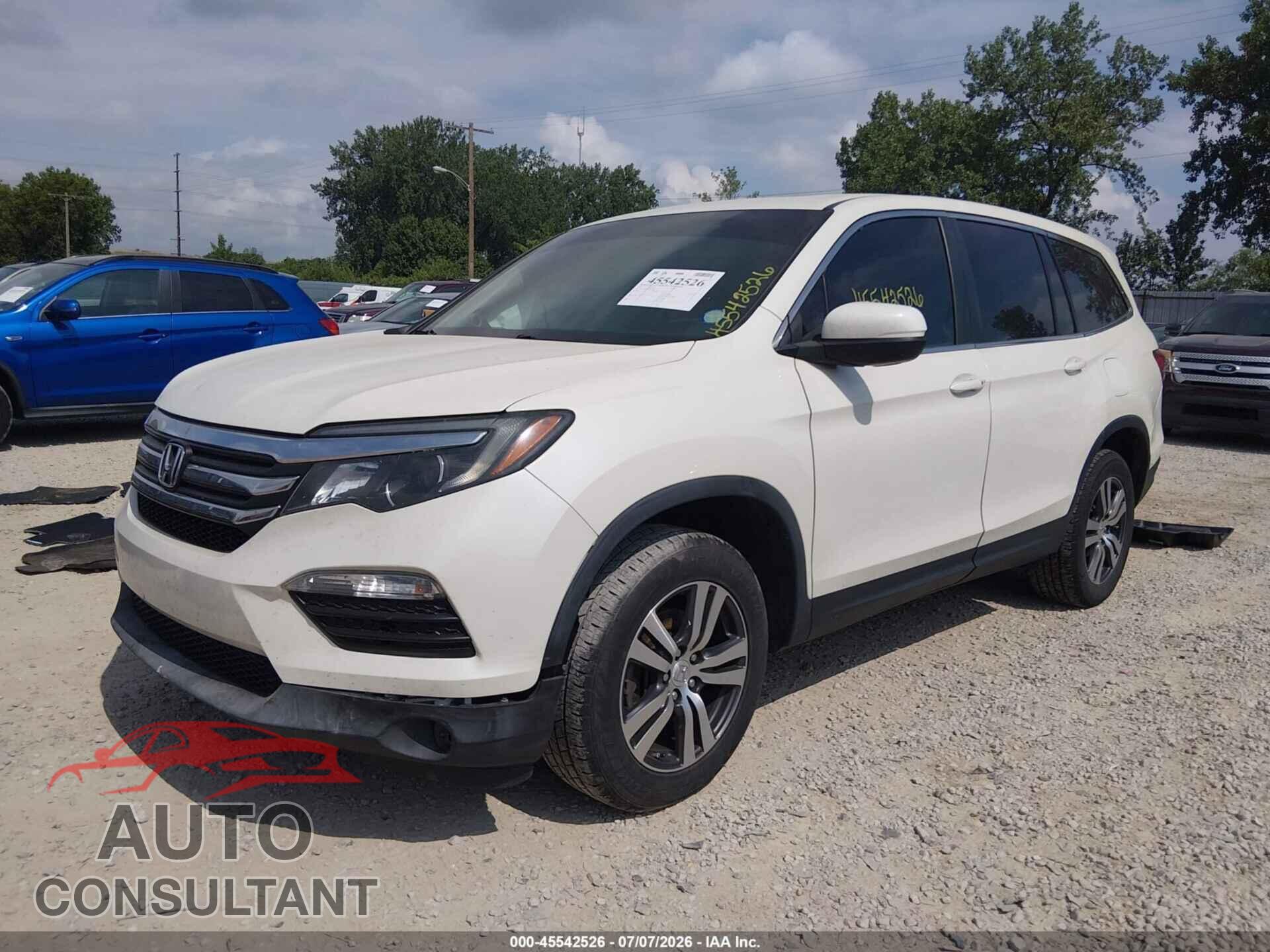 HONDA PILOT 2017 - 5FNYF6H79HB053668