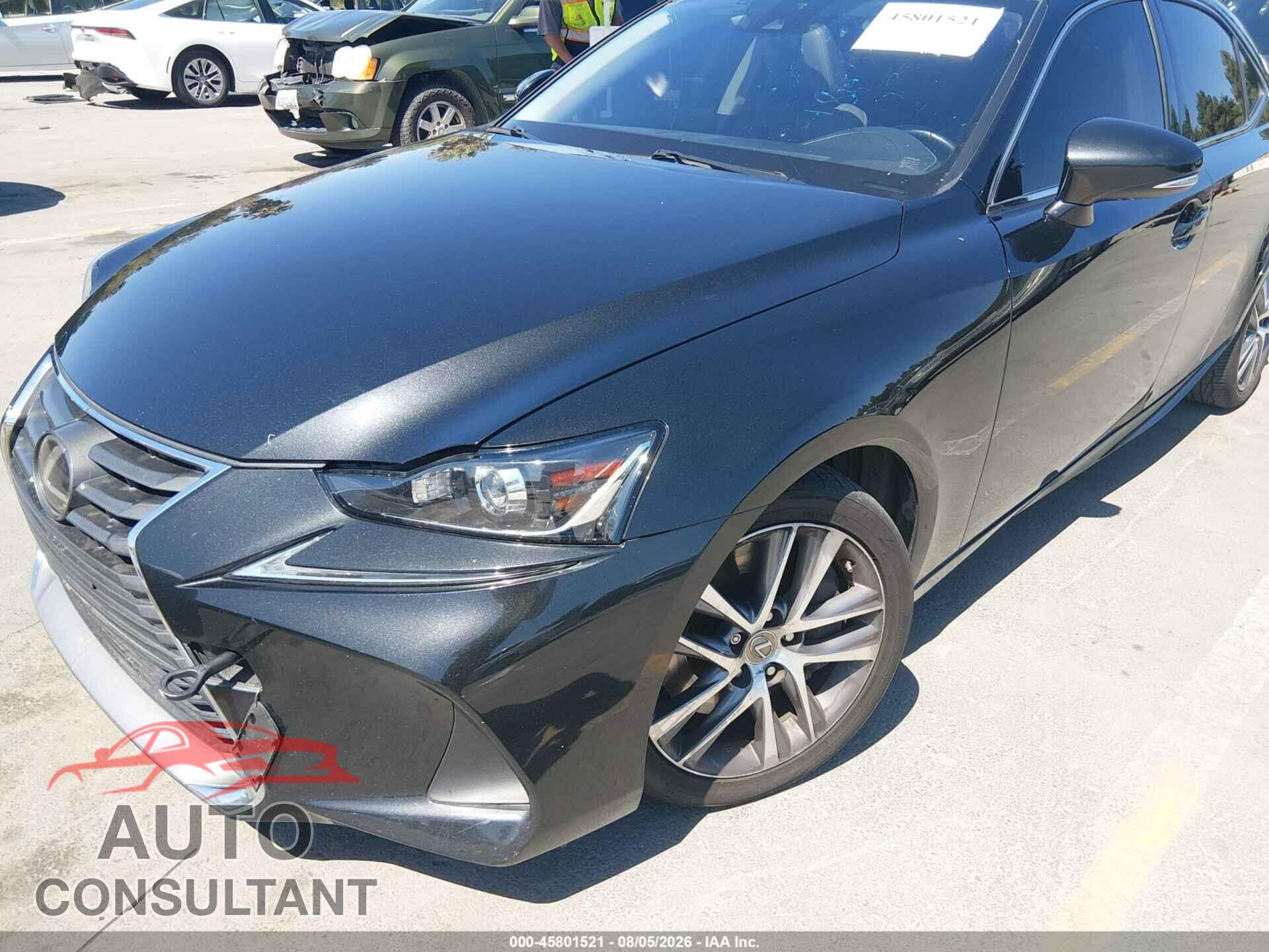 LEXUS IS 300 2020 - JTHAA1D25L5108994