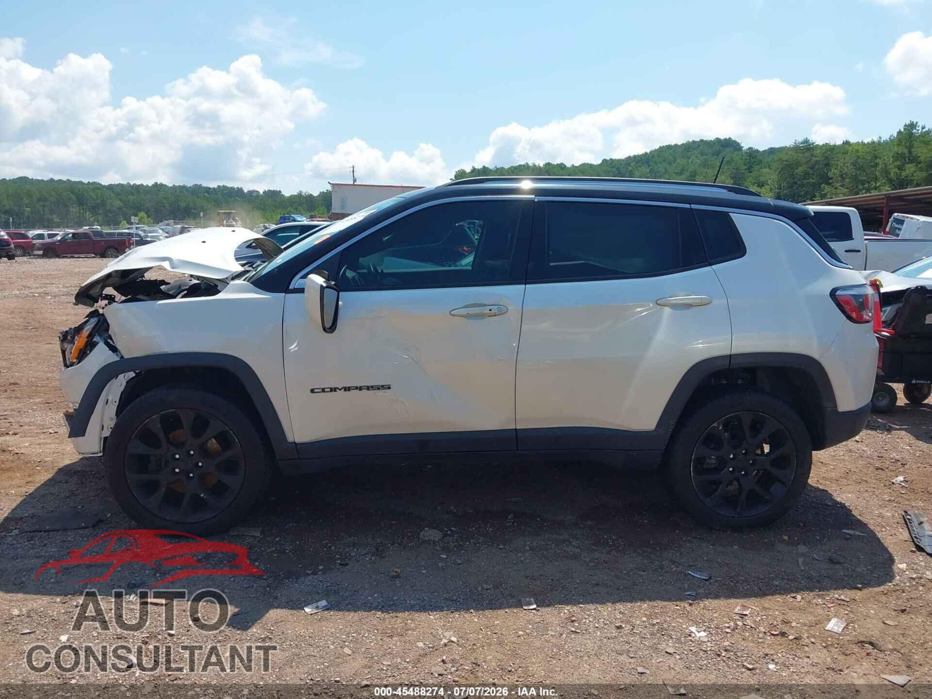 JEEP COMPASS 2017 - 3C4NJDCB5HT688910