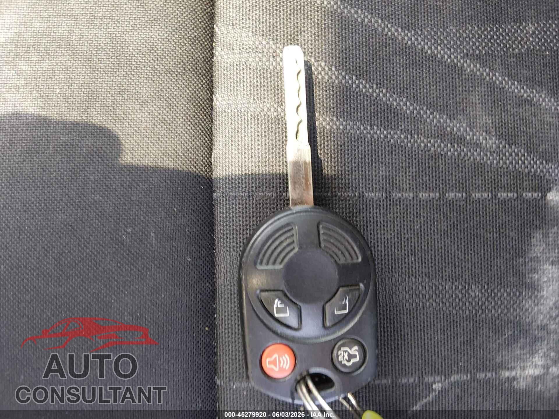 FORD FOCUS 2015 - 1FADP3F2XFL332998