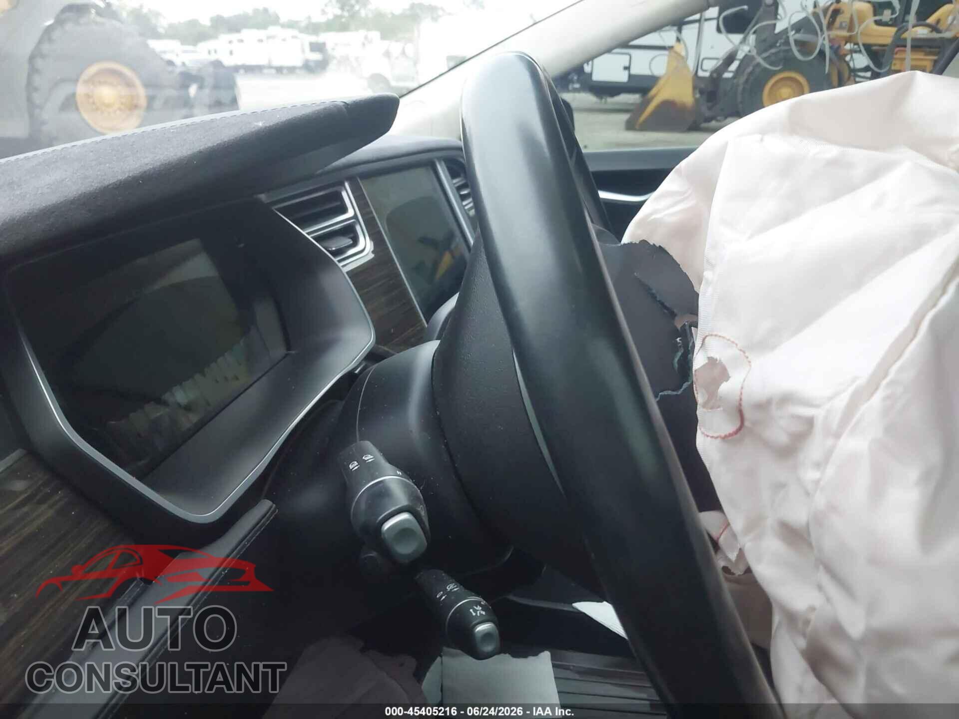 TESLA MODEL S 2015 - 5YJSA1E28FF103716