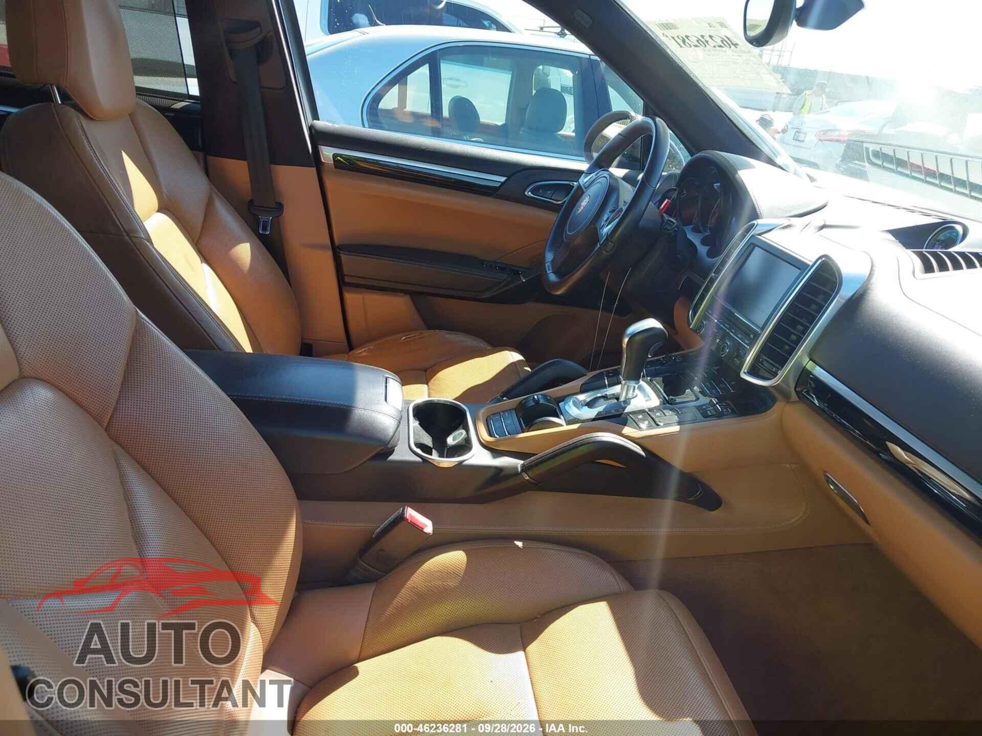 PORSCHE CAYENNE 2012 - WP1AA2A21CLA08994