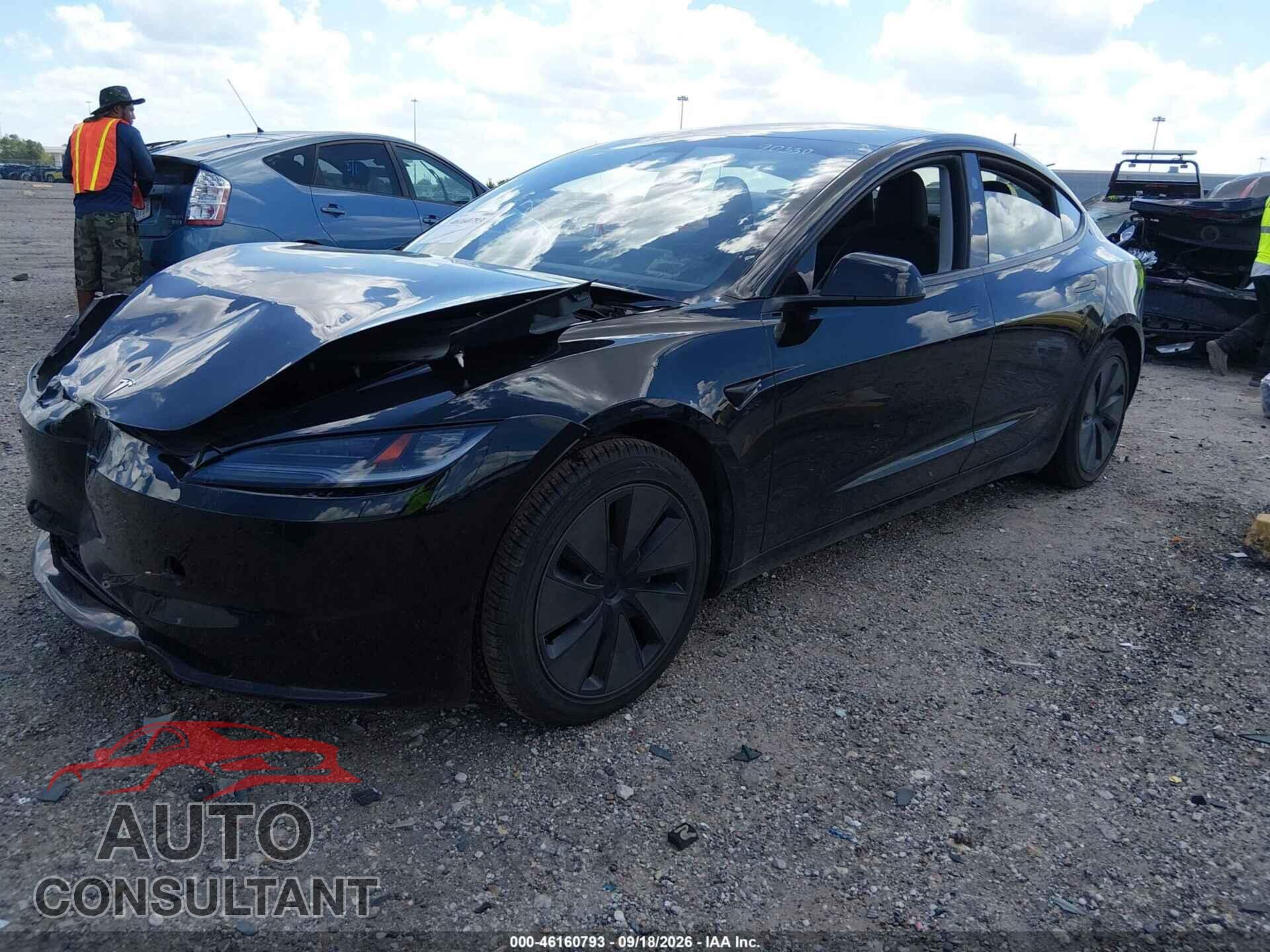 TESLA MODEL 3 2024 - 5YJ3E1EA2RF726656