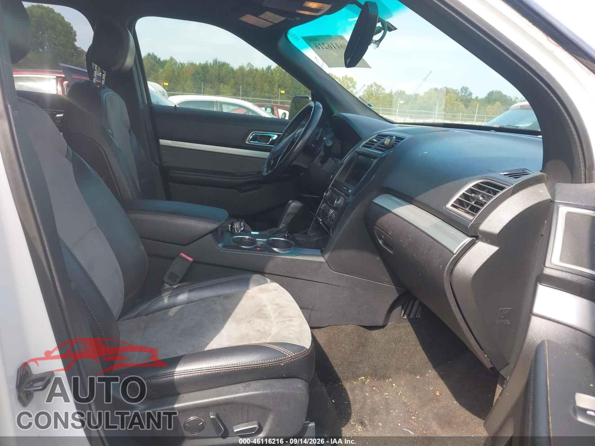 FORD EXPLORER 2017 - 1FM5K7D82HGB27968