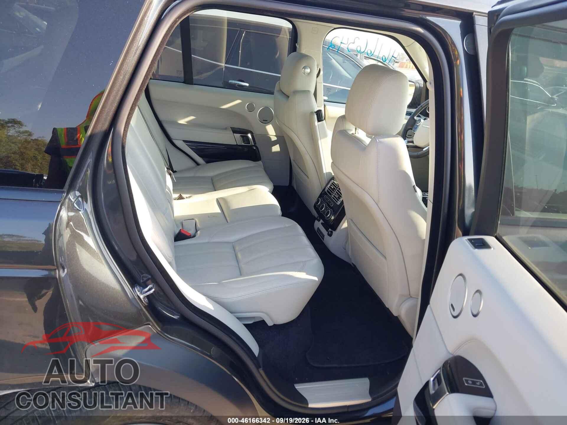 LAND ROVER RANGE ROVER 2015 - SALGS2TF1FA203737