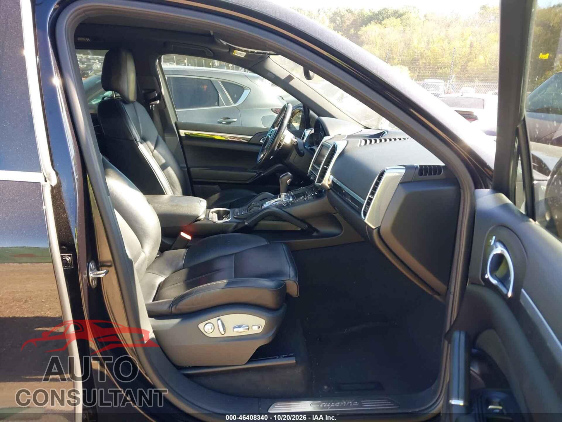 PORSCHE CAYENNE 2016 - WP1AA2A24GLA01821