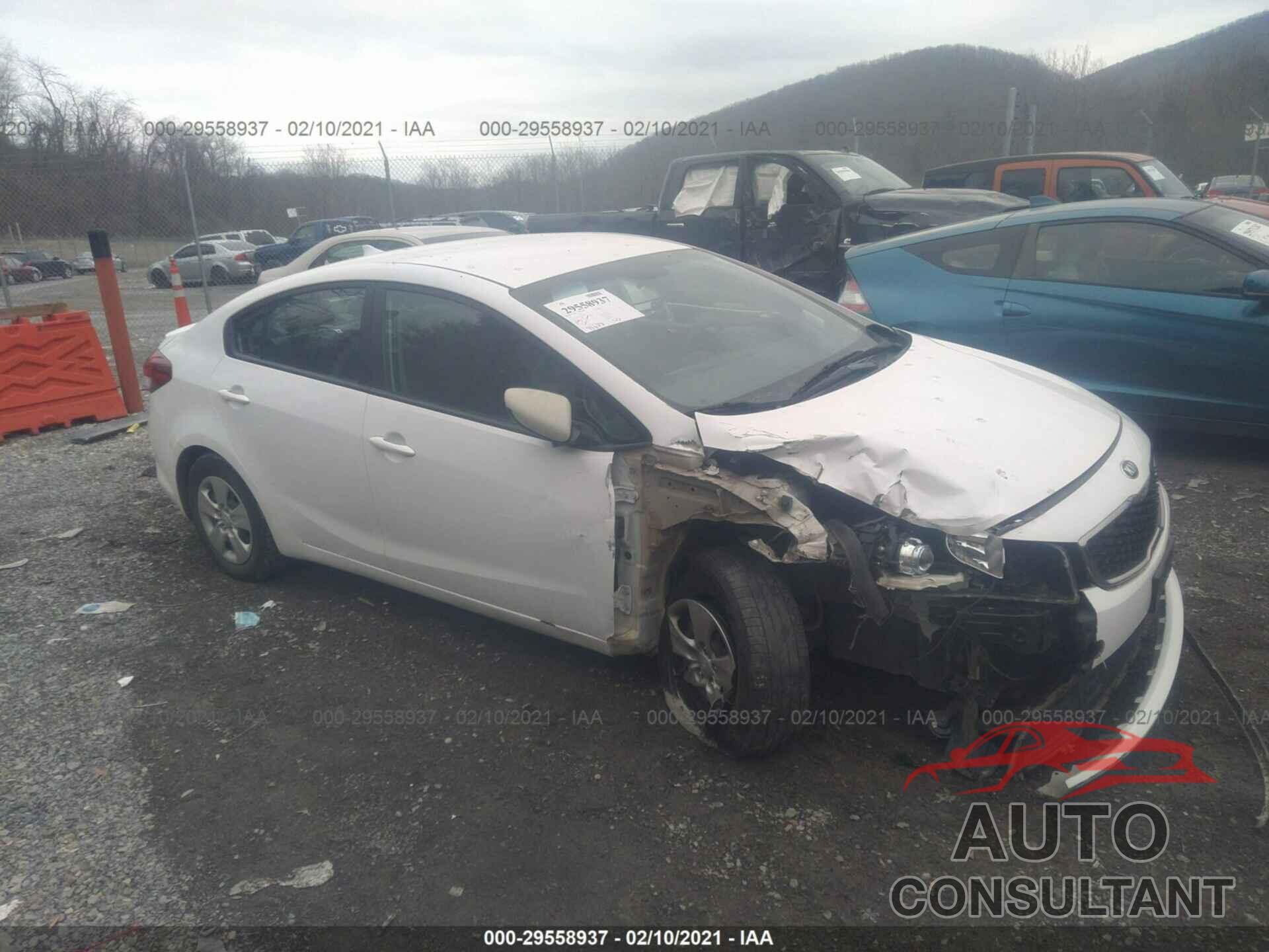 KIA FORTE 2017 - 3KPFL4A75HE040565