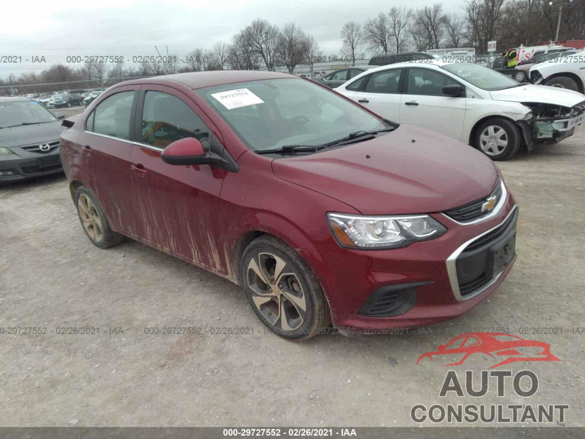 CHEVROLET SONIC 2017 - 1G1JF5SB7H4113732