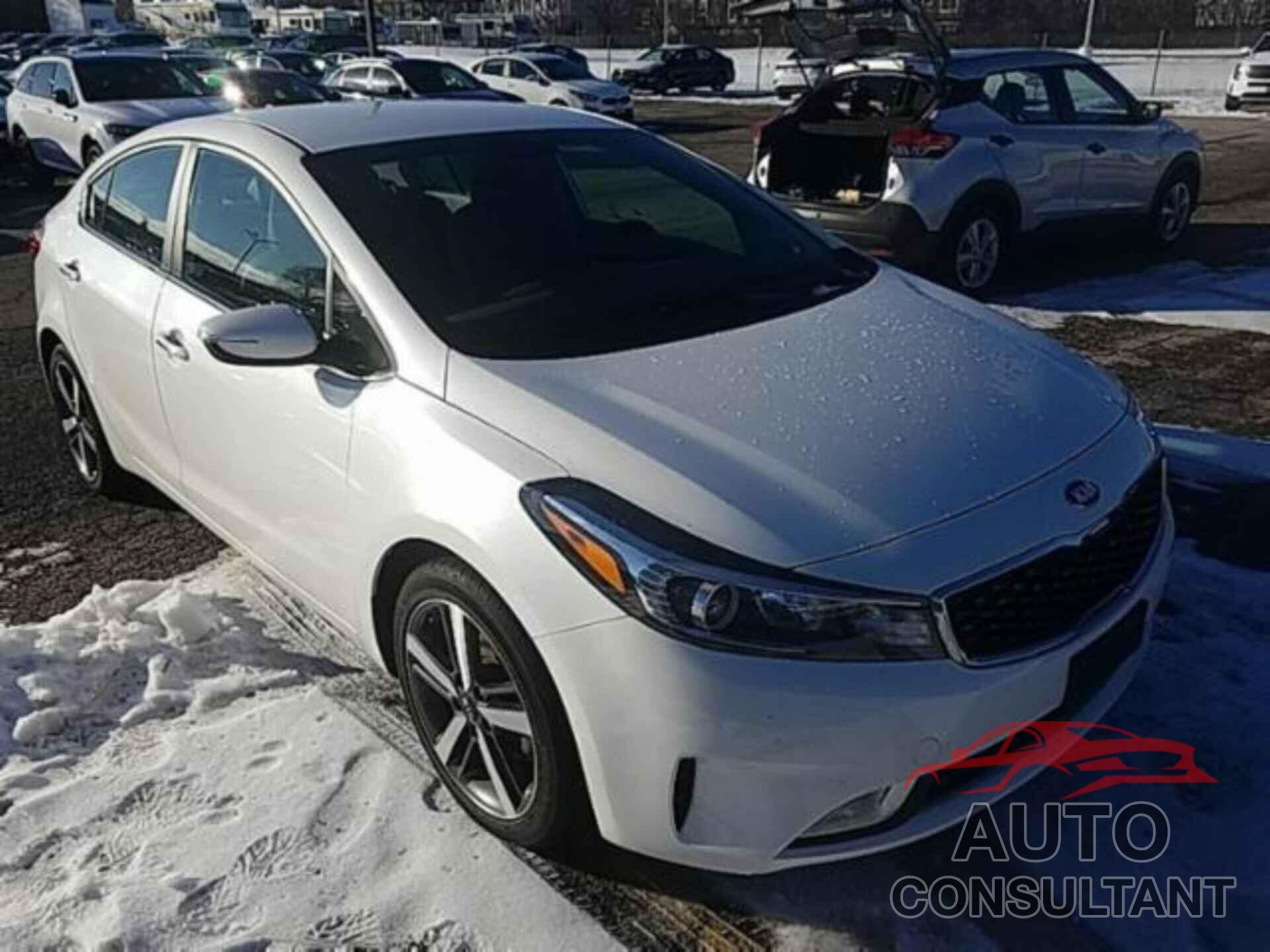 KIA FORTE 2018 - 3KPFL4A84JE217721