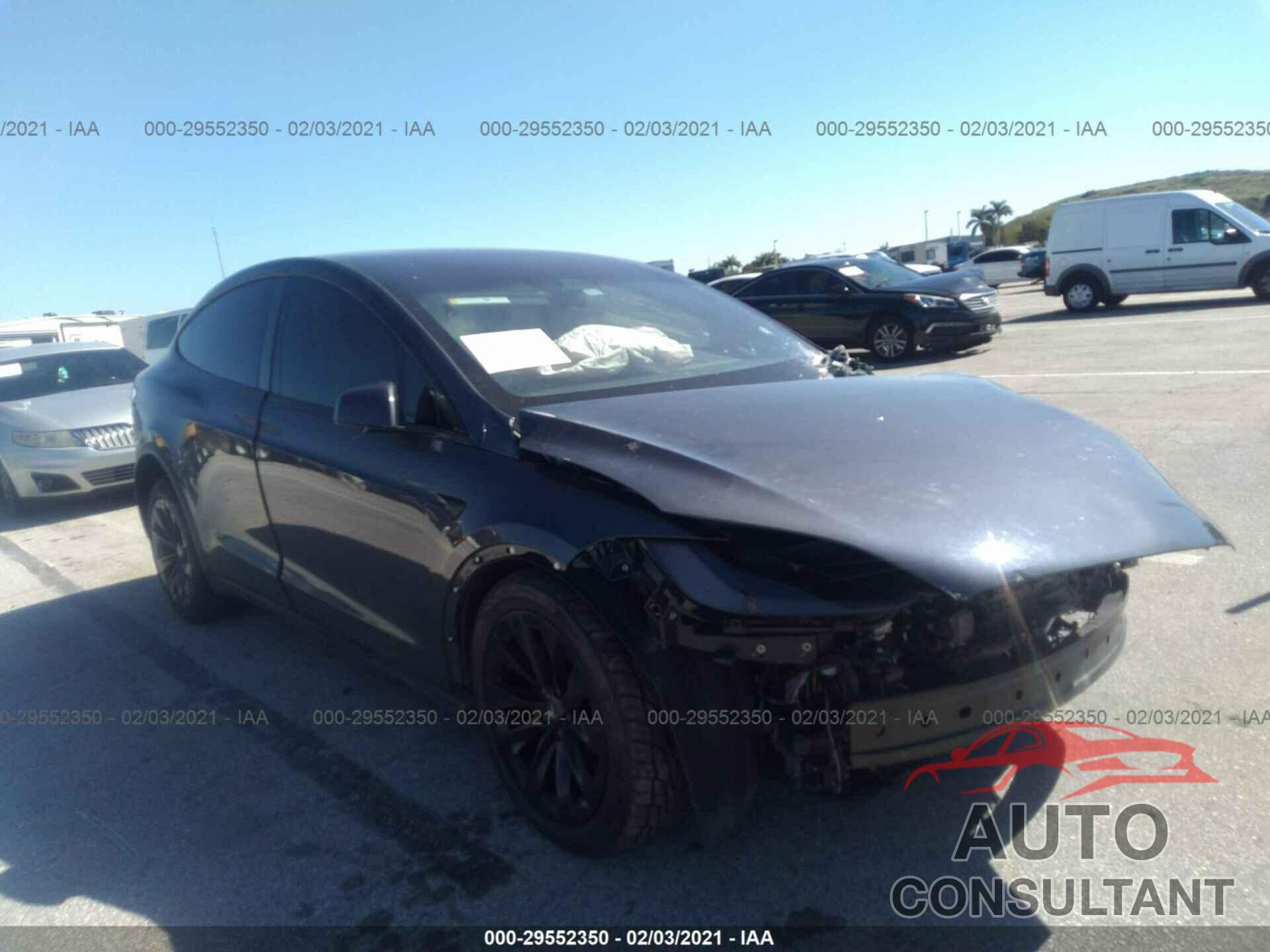 TESLA MODEL X 2018 - 5YJXCBE22JF103550