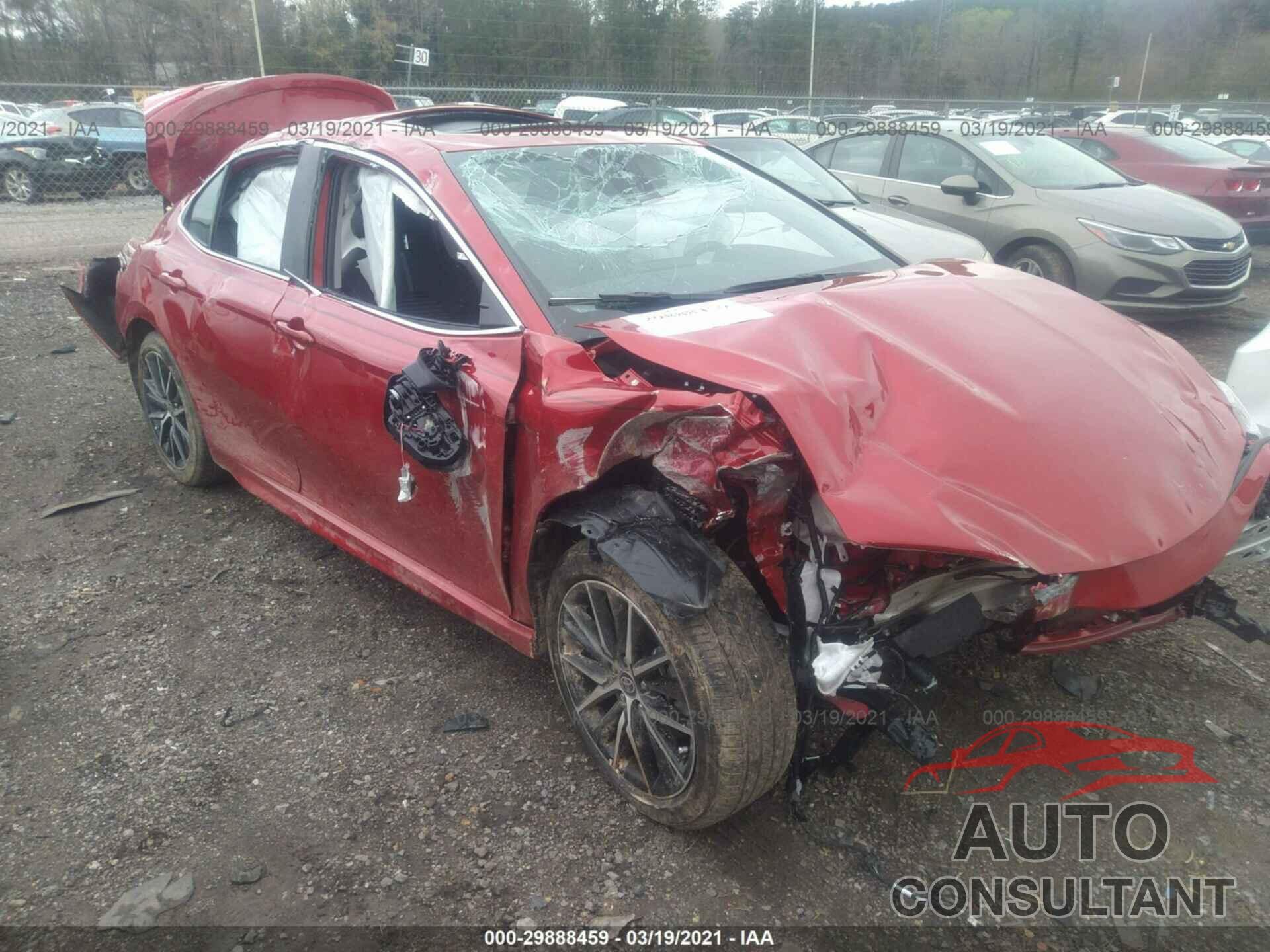 TOYOTA CAMRY 2021 - 4T1T11AK0MU423011