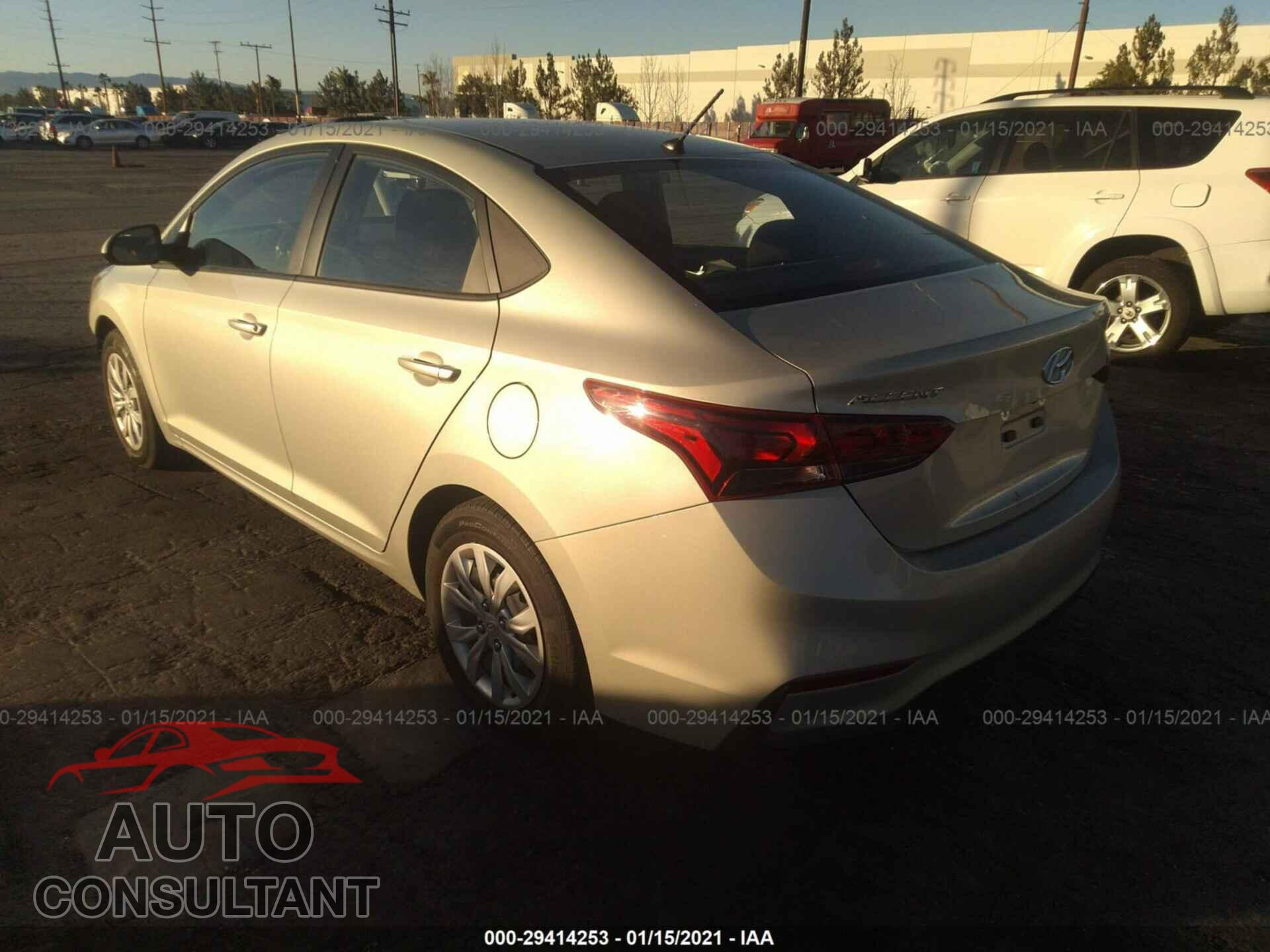 HYUNDAI ACCENT 2019 - 3KPC24A36KE042318