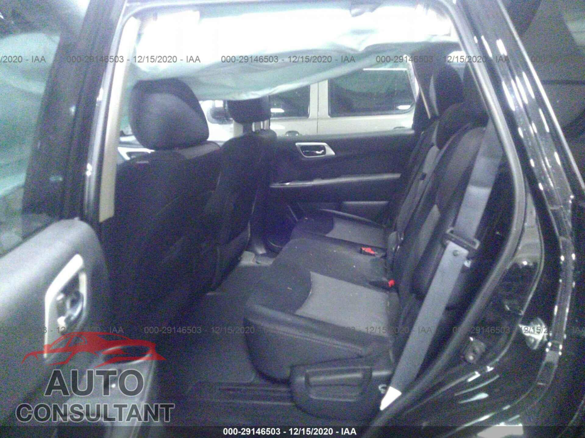 NISSAN PATHFINDER 2017 - 5N1DR2MM1HC678472