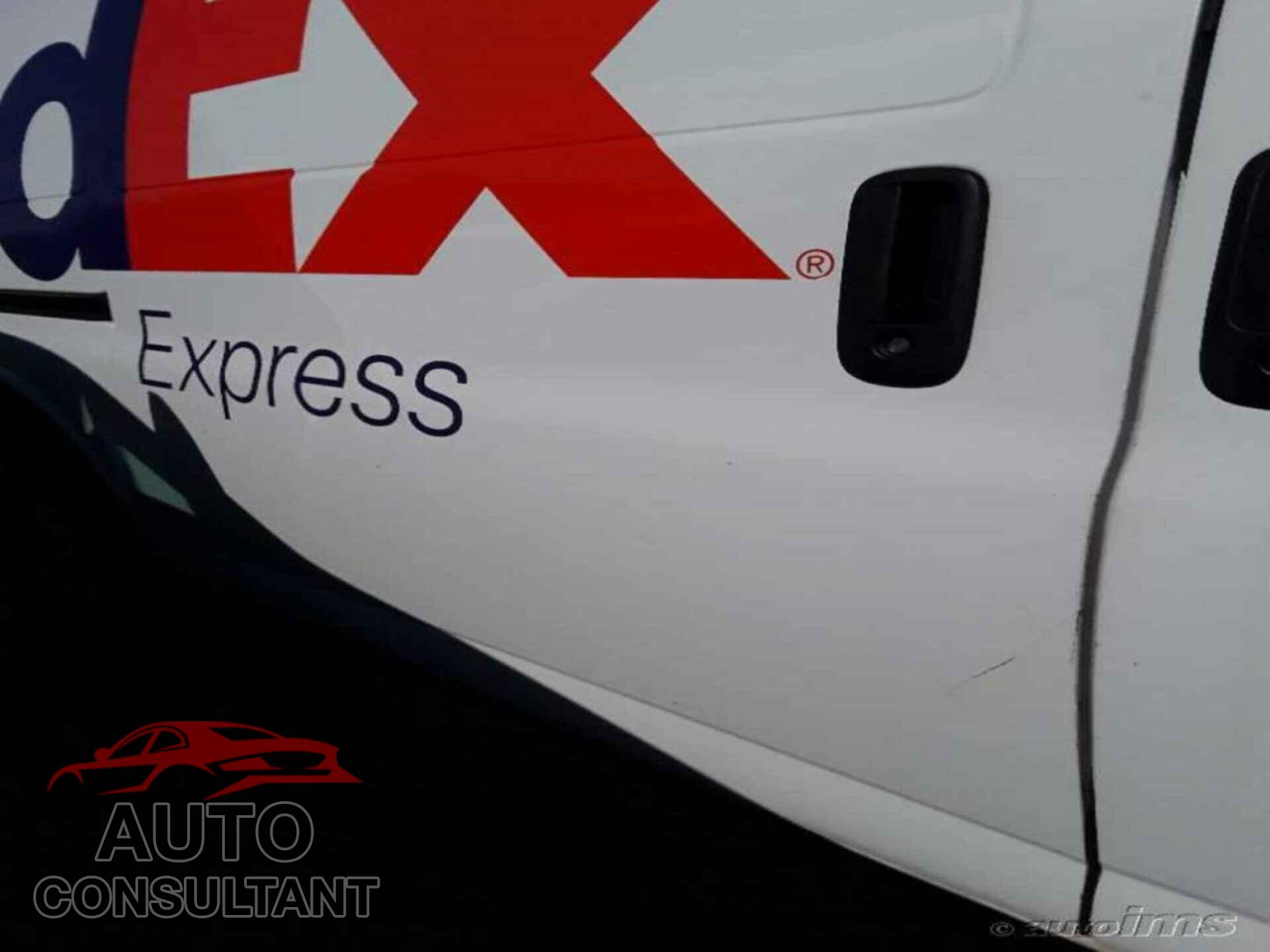 CHEVROLET EXPRESS CARGO VAN 2017 - 1GCWGAF17H1220575