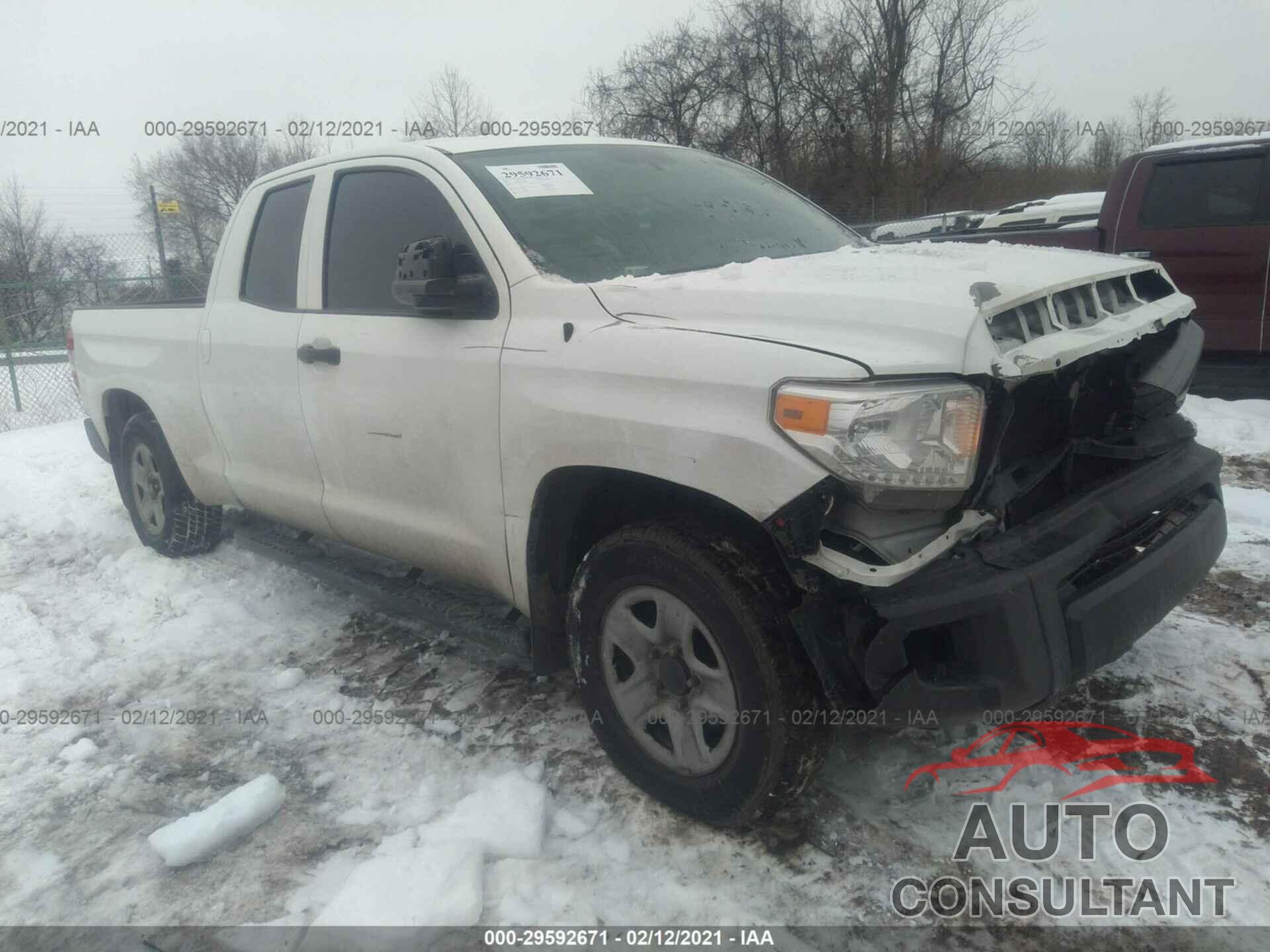 TOYOTA TUNDRA 4WD 2017 - 5TFUM5F10HX072869