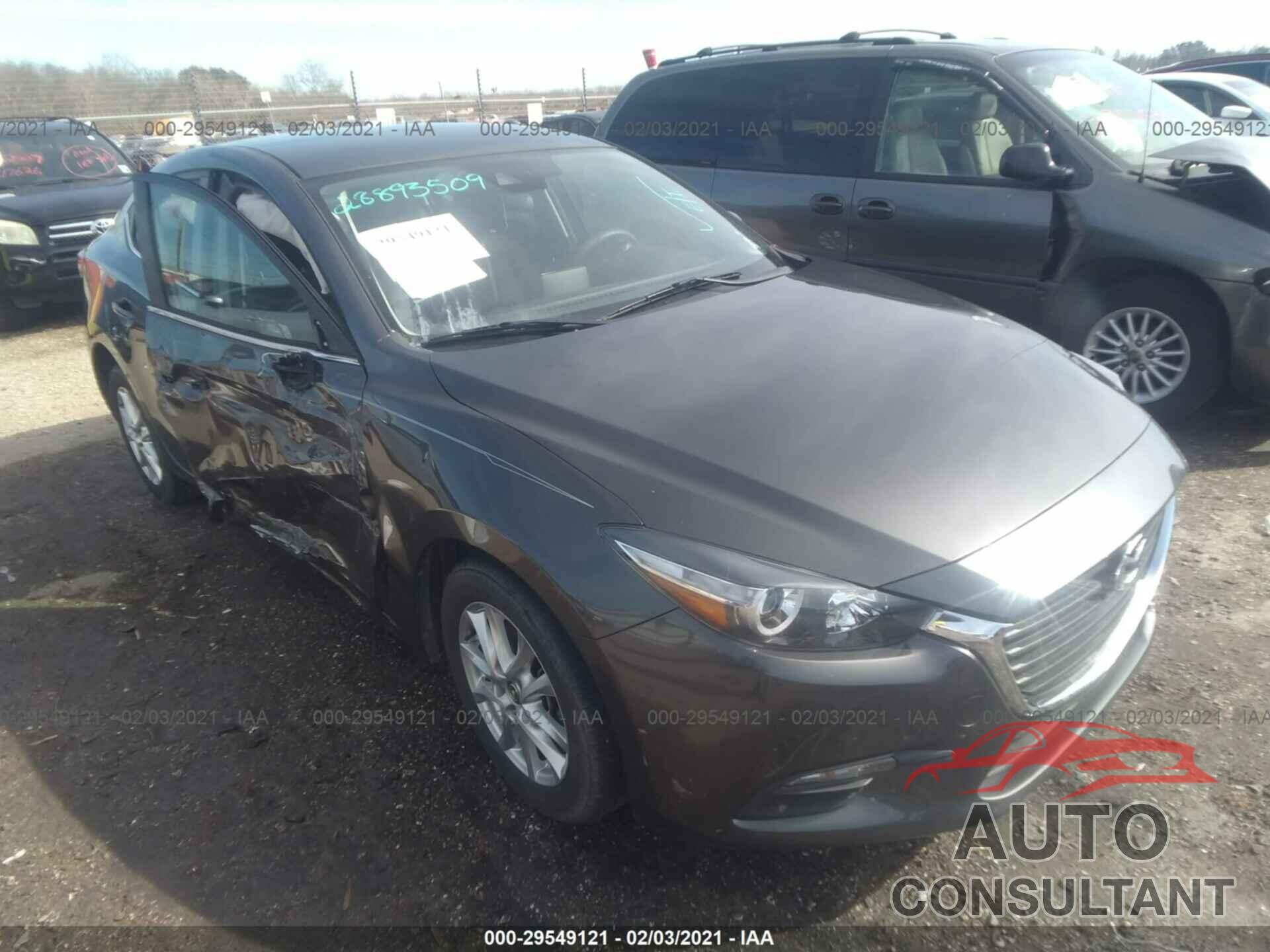 MAZDA MAZDA3 4-DOOR 2018 - 3MZBN1U75JM243578