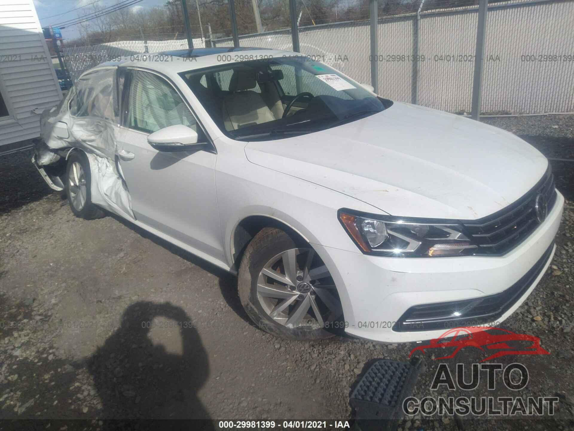 VOLKSWAGEN PASSAT 2018 - 1VWBA7A32JC051276