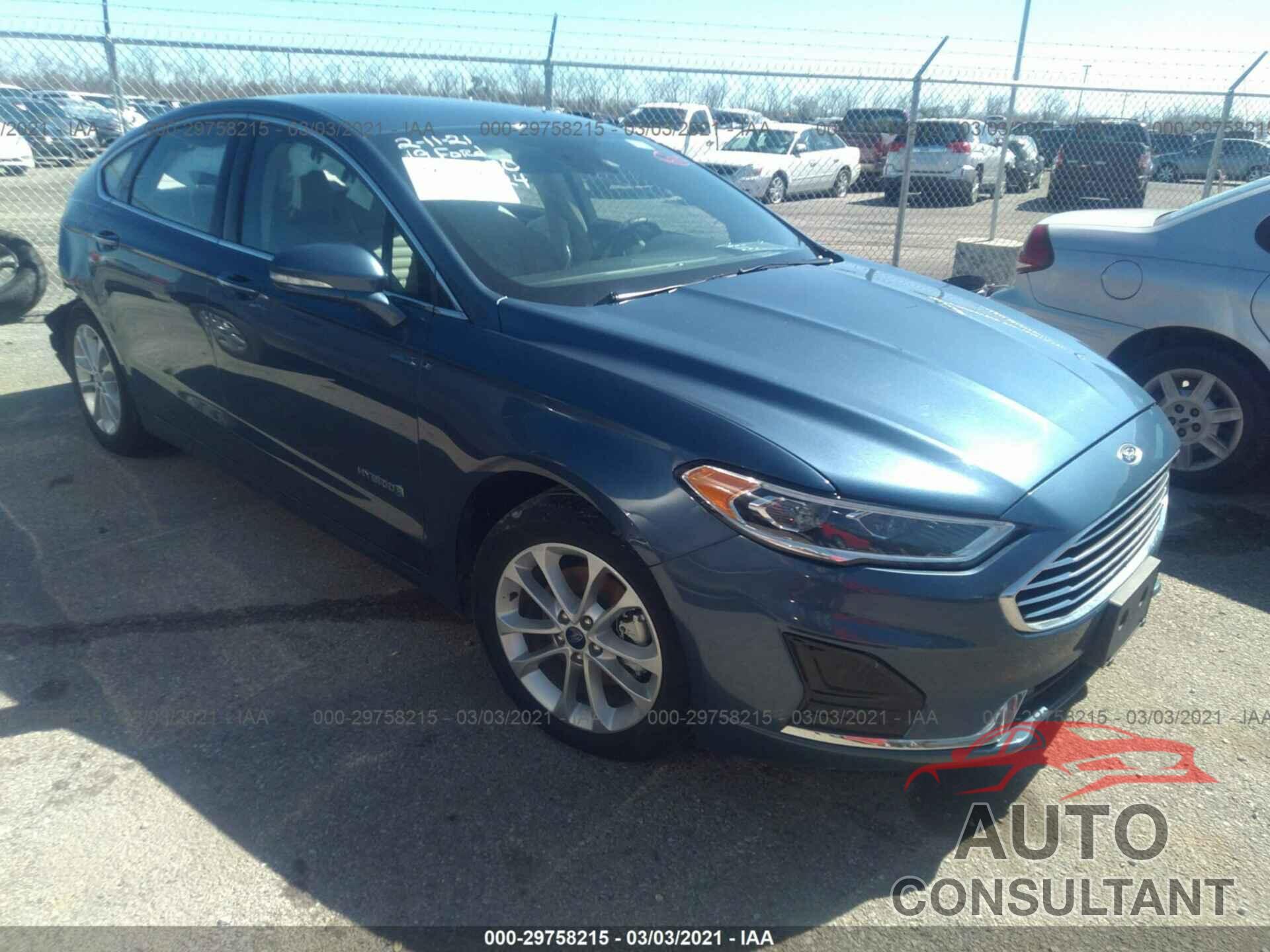 FORD FUSION HYBRID 2019 - 3FA6P0MU5KR239880