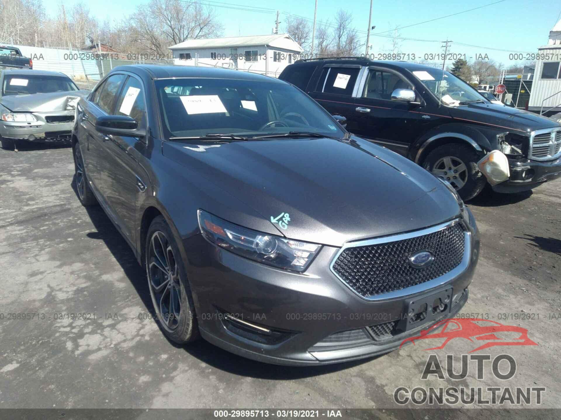 FORD TAURUS 2018 - 1FAHP2KT5JG112860