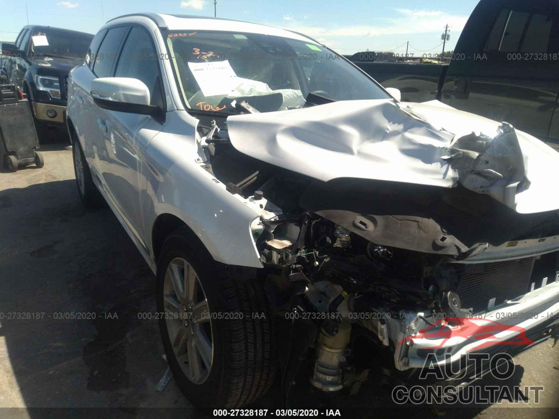 VOLVO XC60 2017 - YV440MDU1H2086132