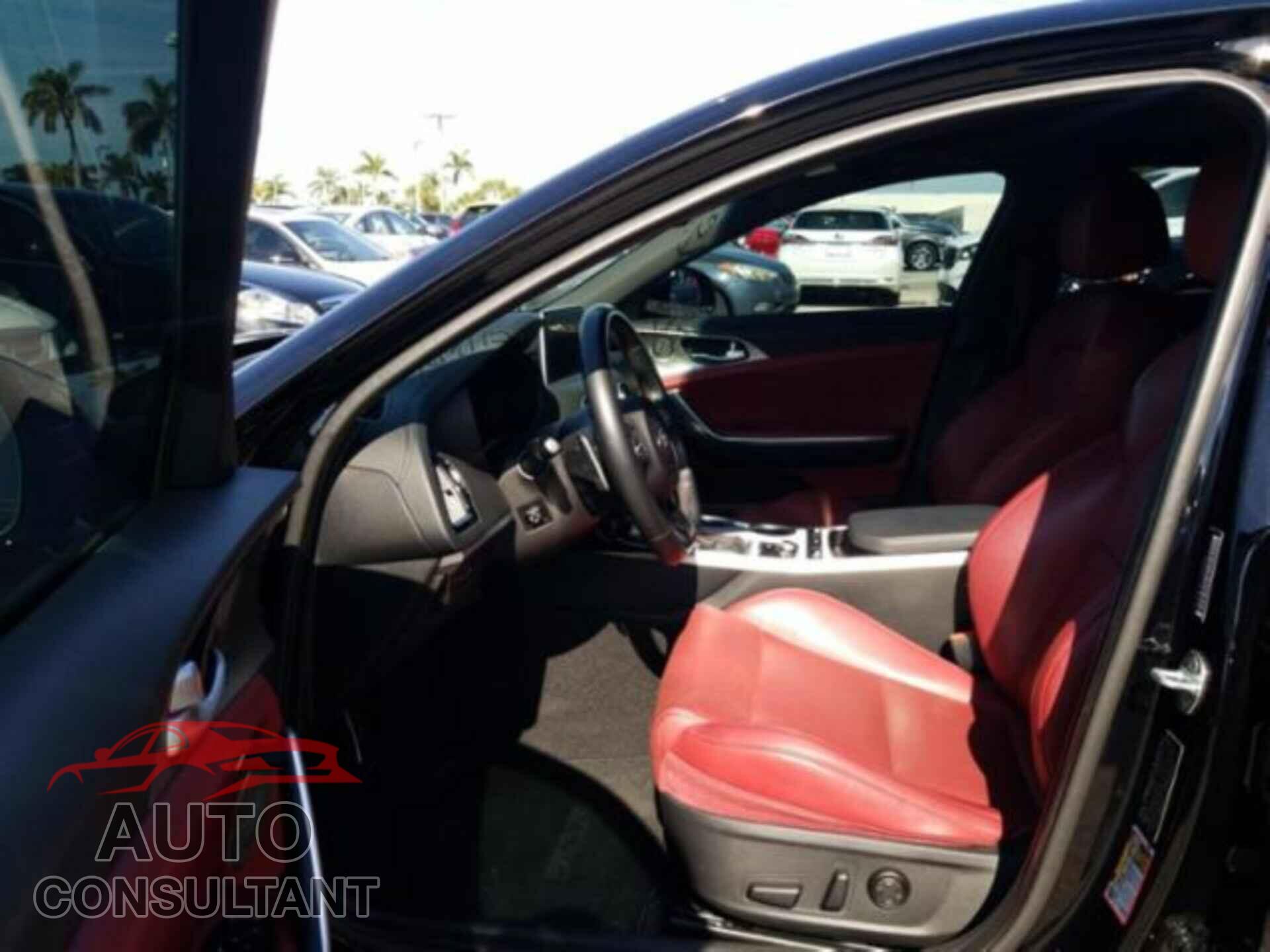 KIA STINGER 2019 - KNAE45LC2K6064891
