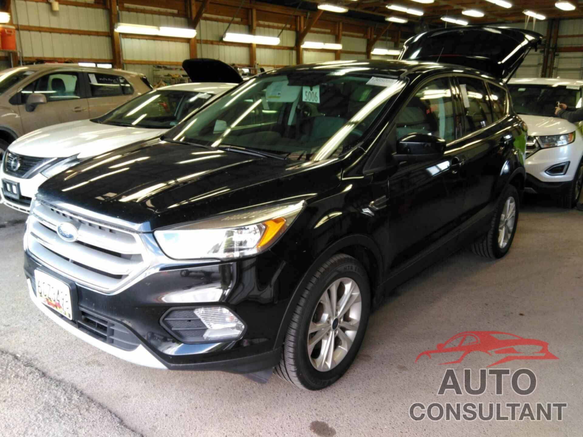 FORD ESCAPE 2017 - 1FMCU0GDXHUE98704