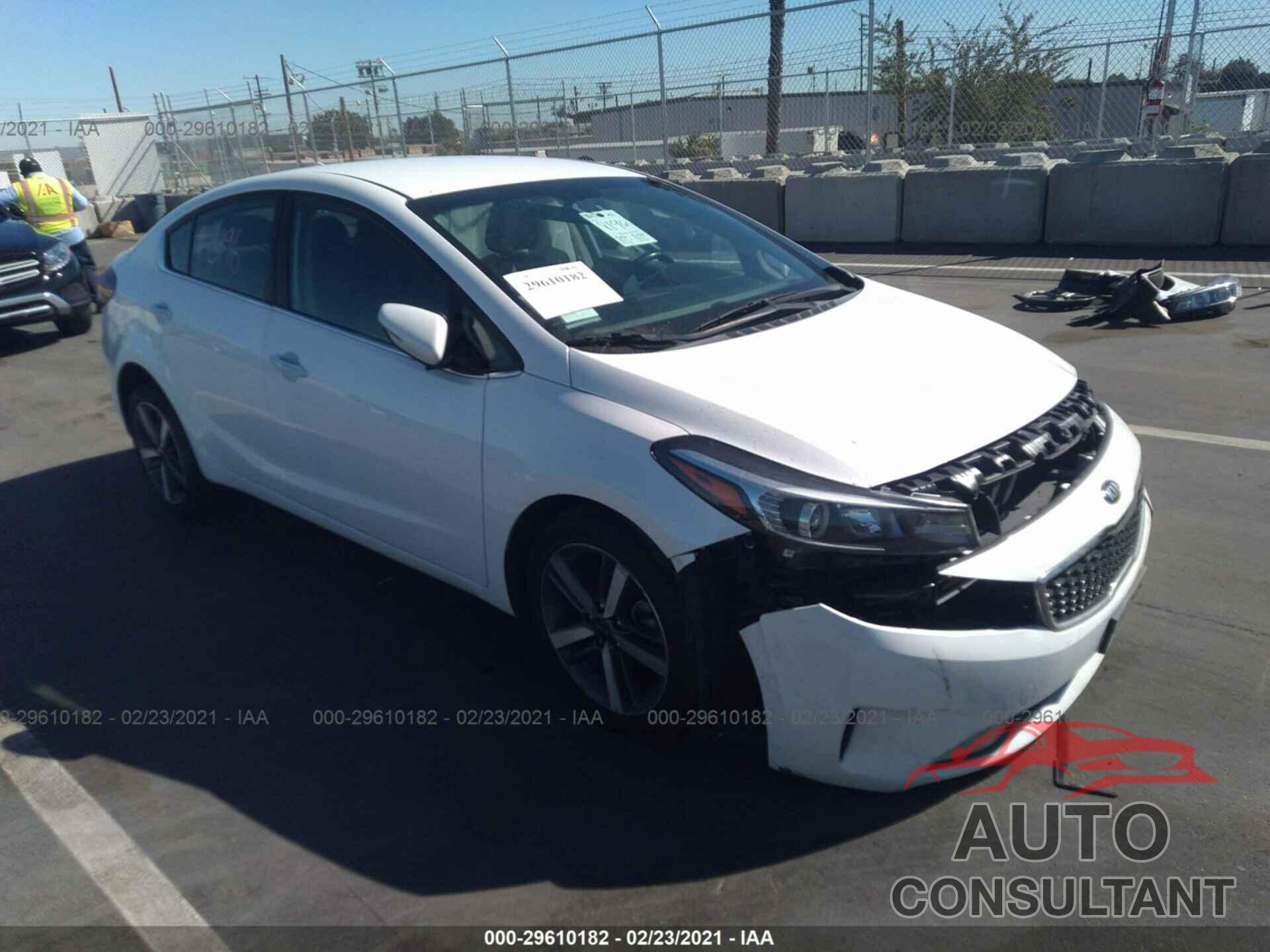 KIA FORTE 2017 - 3KPFL4A82HE005510