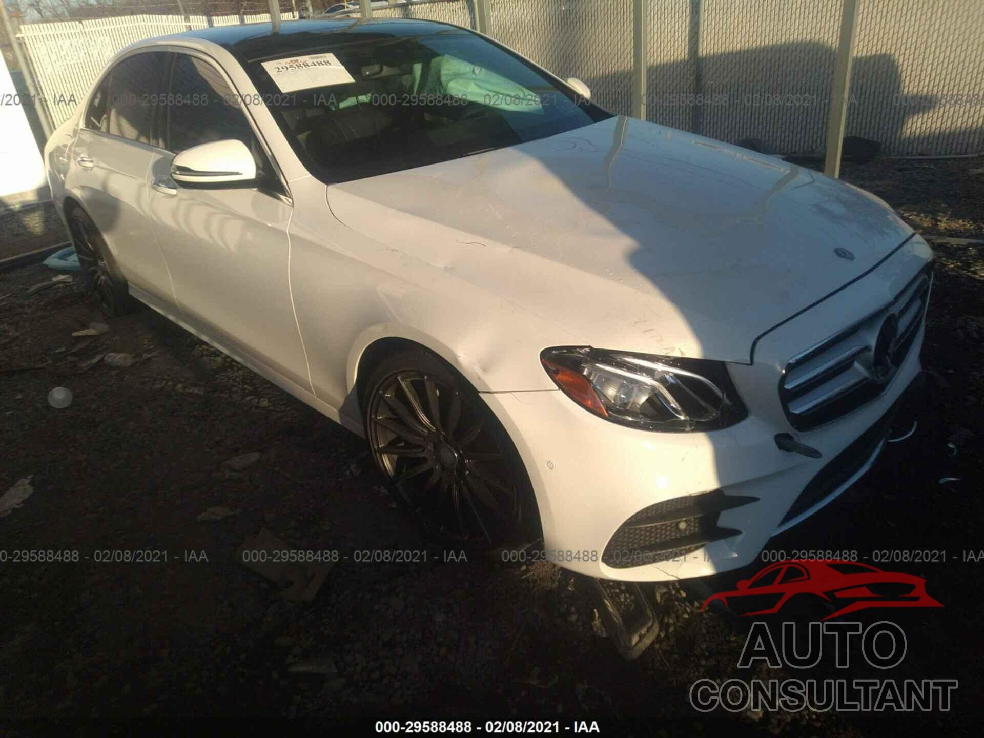 MERCEDES-BENZ E-CLASS 2017 - WDDZF4KB1HA135981