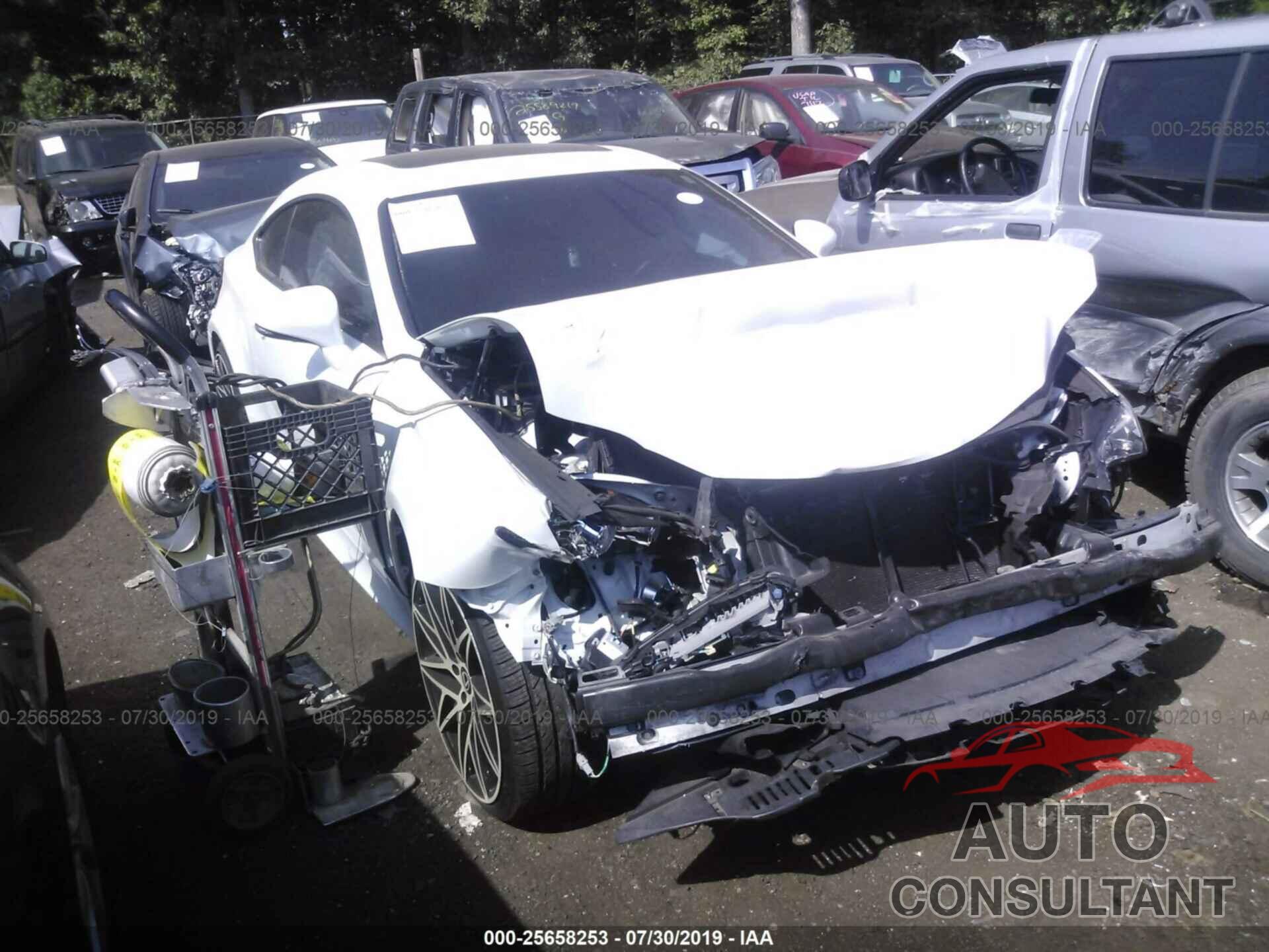 LEXUS RC 2015 - JTHSE5BC2F5000803