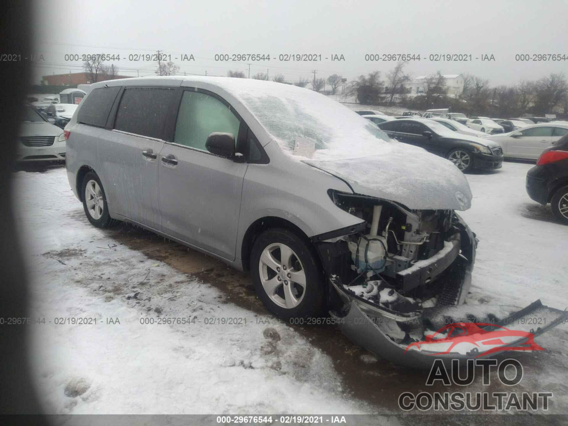 TOYOTA SIENNA 2016 - 5TDZK3DC1GS724164