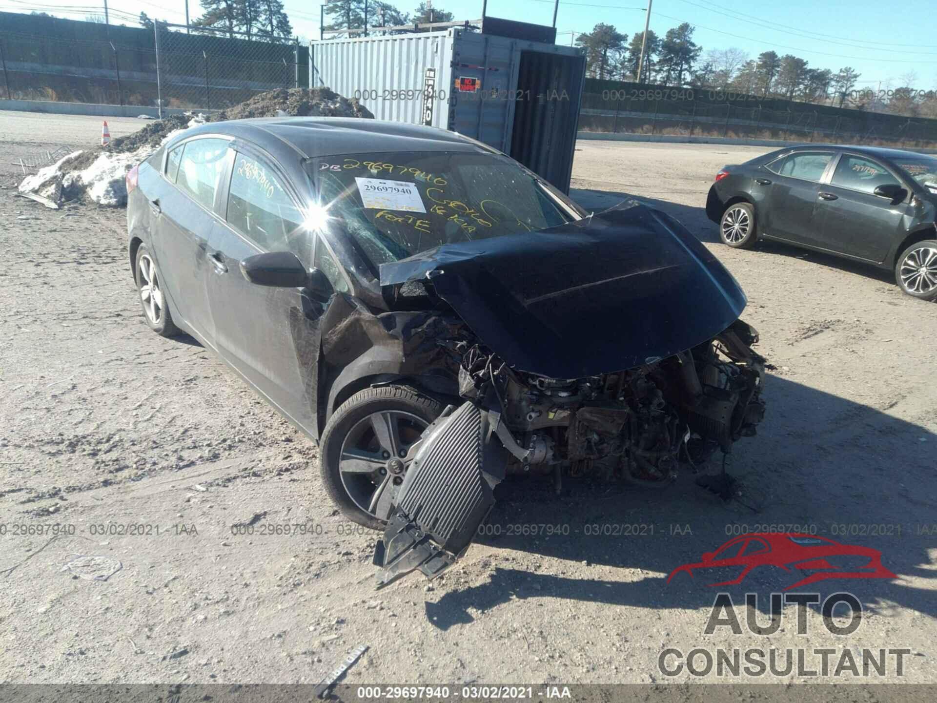 KIA FORTE 2018 - 3KPFL4A71JE195720