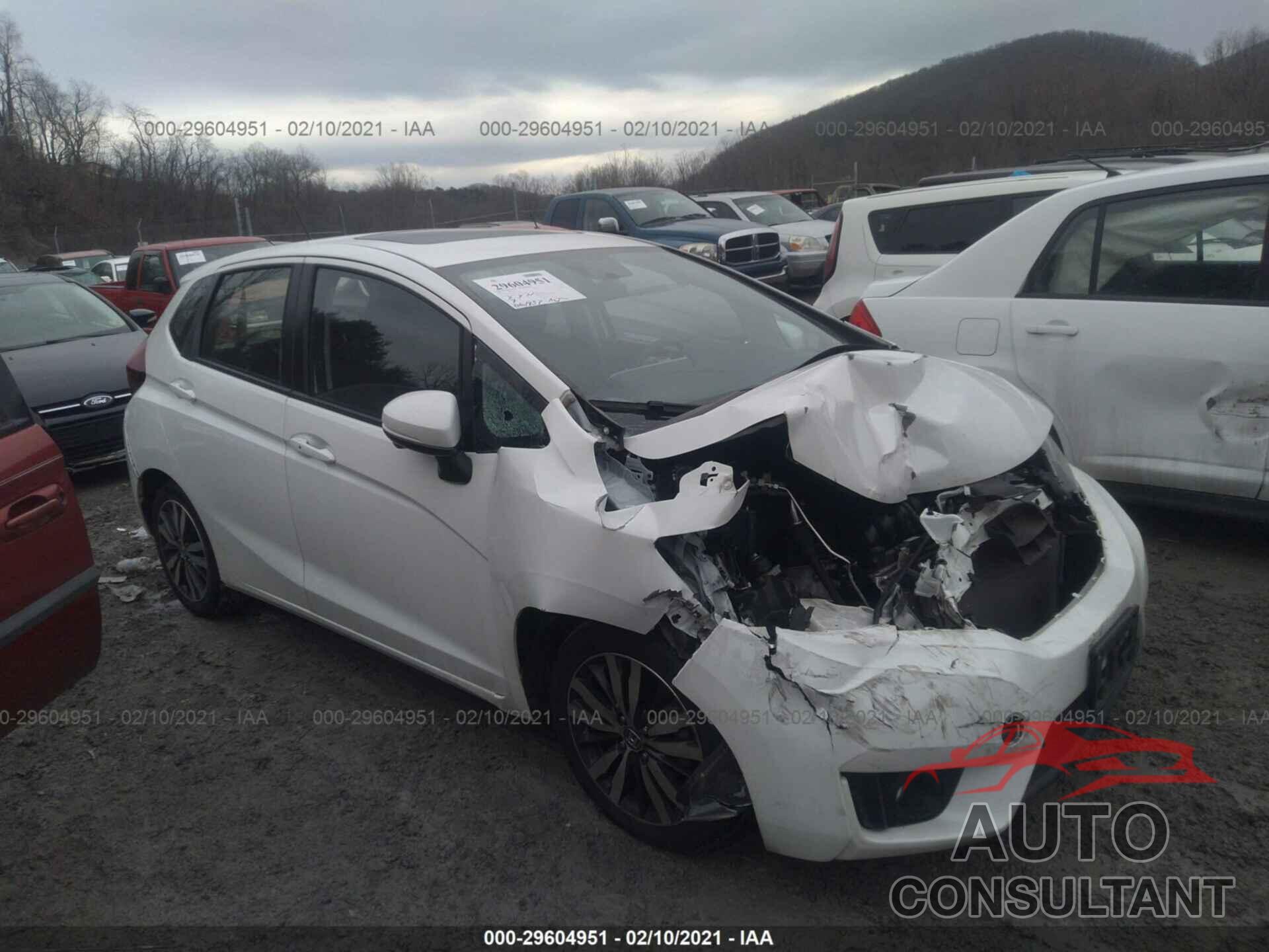 HONDA FIT 2016 - JHMGK5H75GX013947