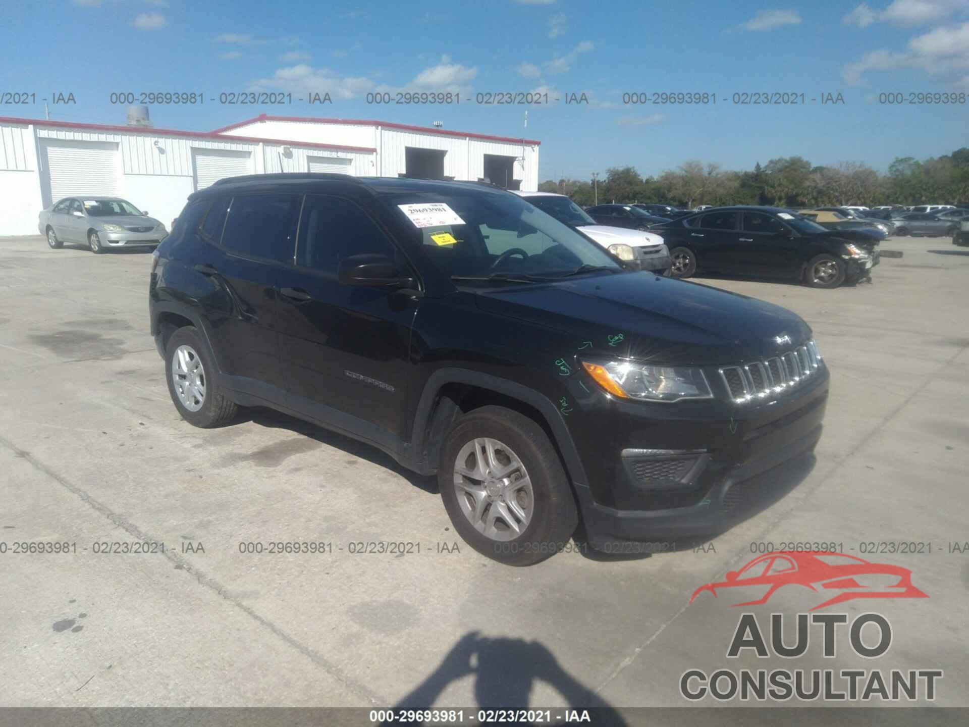 JEEP COMPASS 2018 - 3C4NJCAB3JT122683