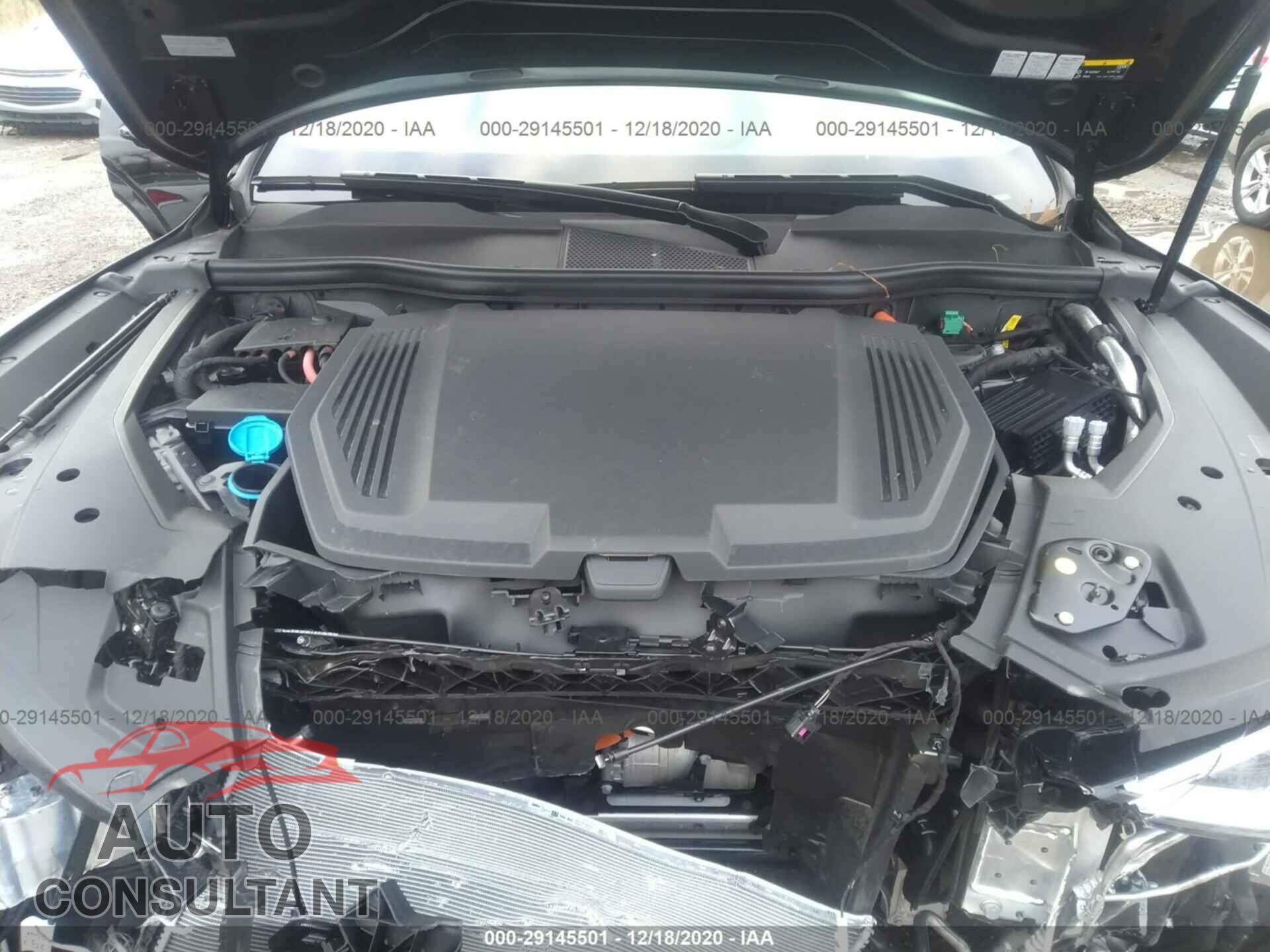 AUDI E-TRON 2019 - WA1LAAGE1KB024133