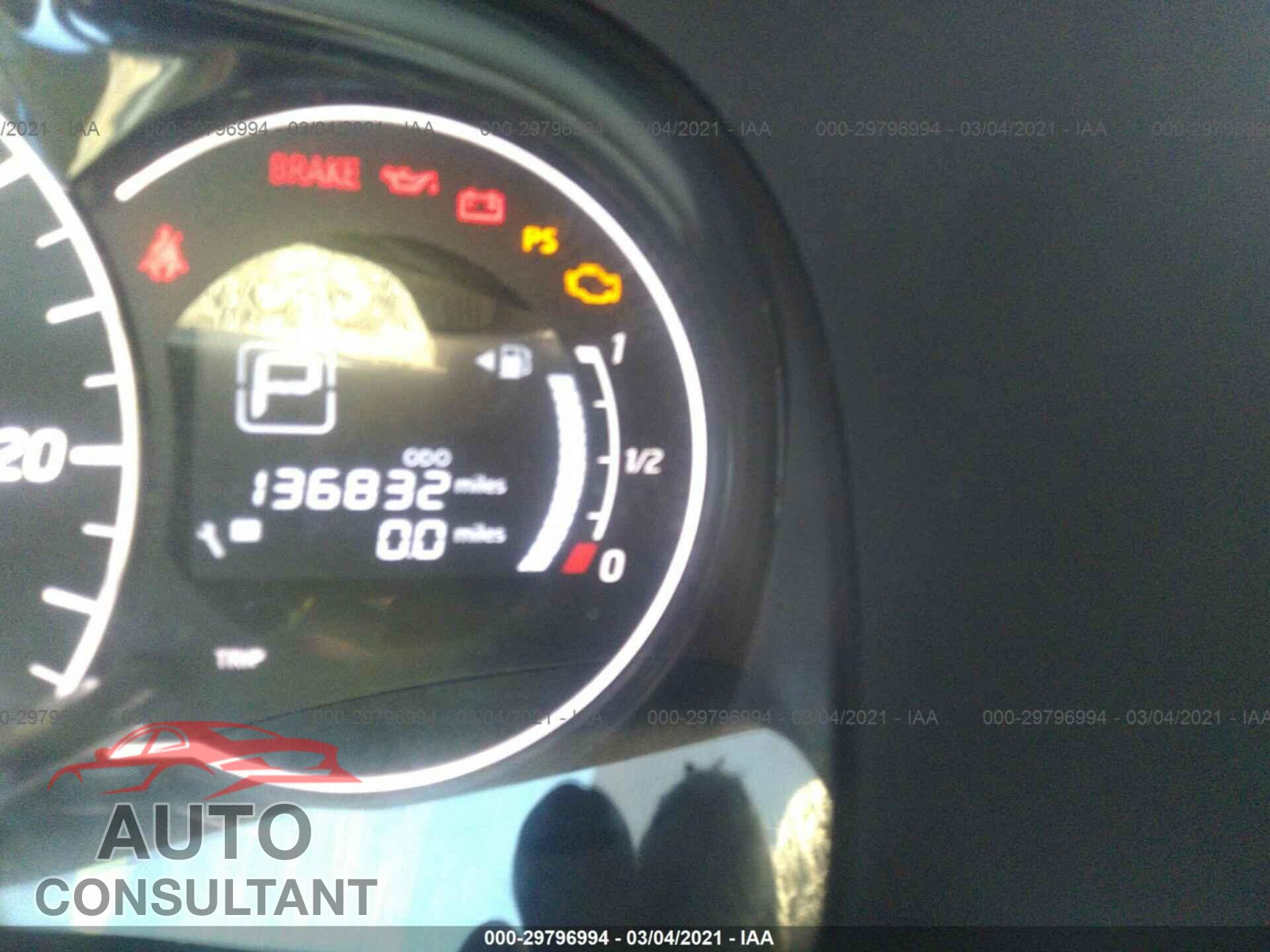NISSAN VERSA NOTE 2017 - 3N1CE2CP3HL358486