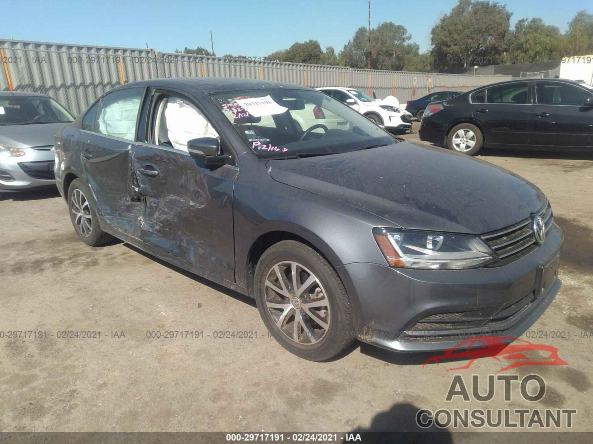 VOLKSWAGEN JETTA 2017 - 3VWDB7AJ4HM200798