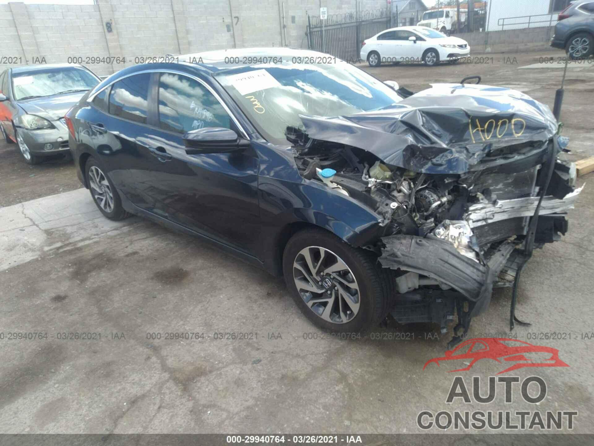 HONDA CIVIC SEDAN 2017 - 19XFC2F74HE034558