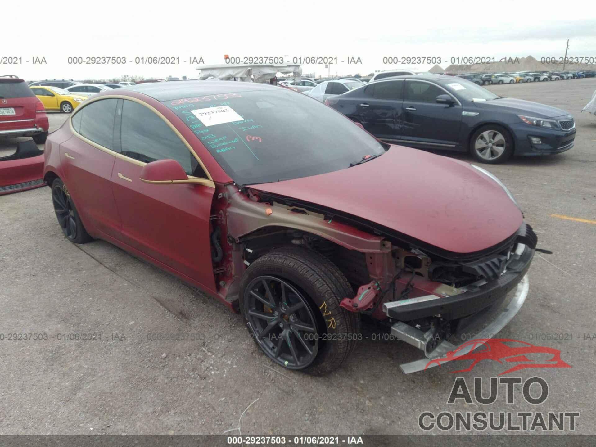 TESLA MODEL 3 2018 - 5YJ3E1EB2JF100747