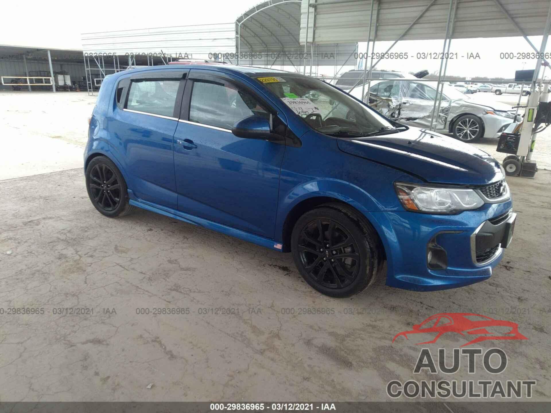 CHEVROLET SONIC 2019 - 1G1JF6SB1K4133276