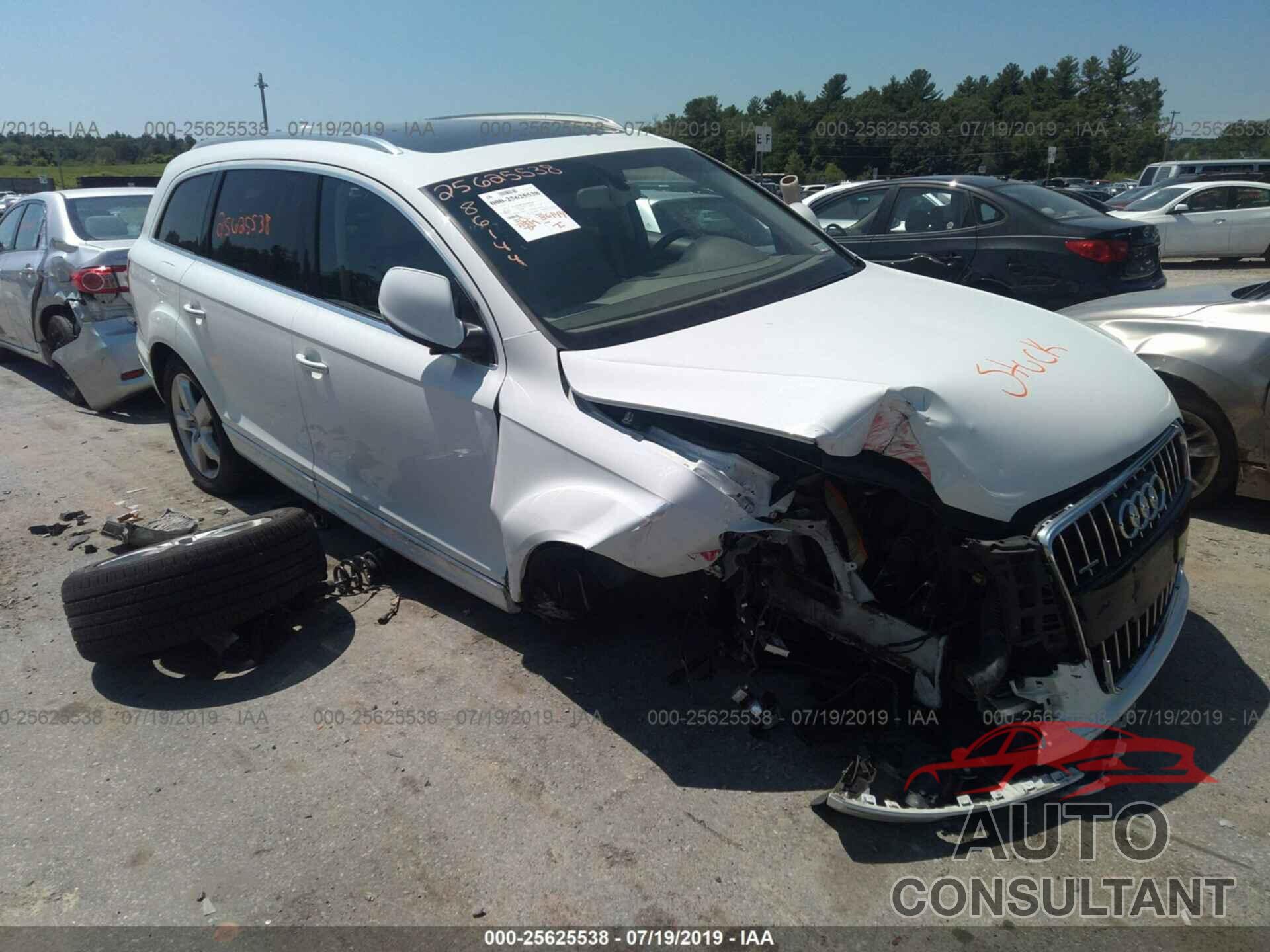 AUDI Q7 2015 - WA1LMAFE7FD001071