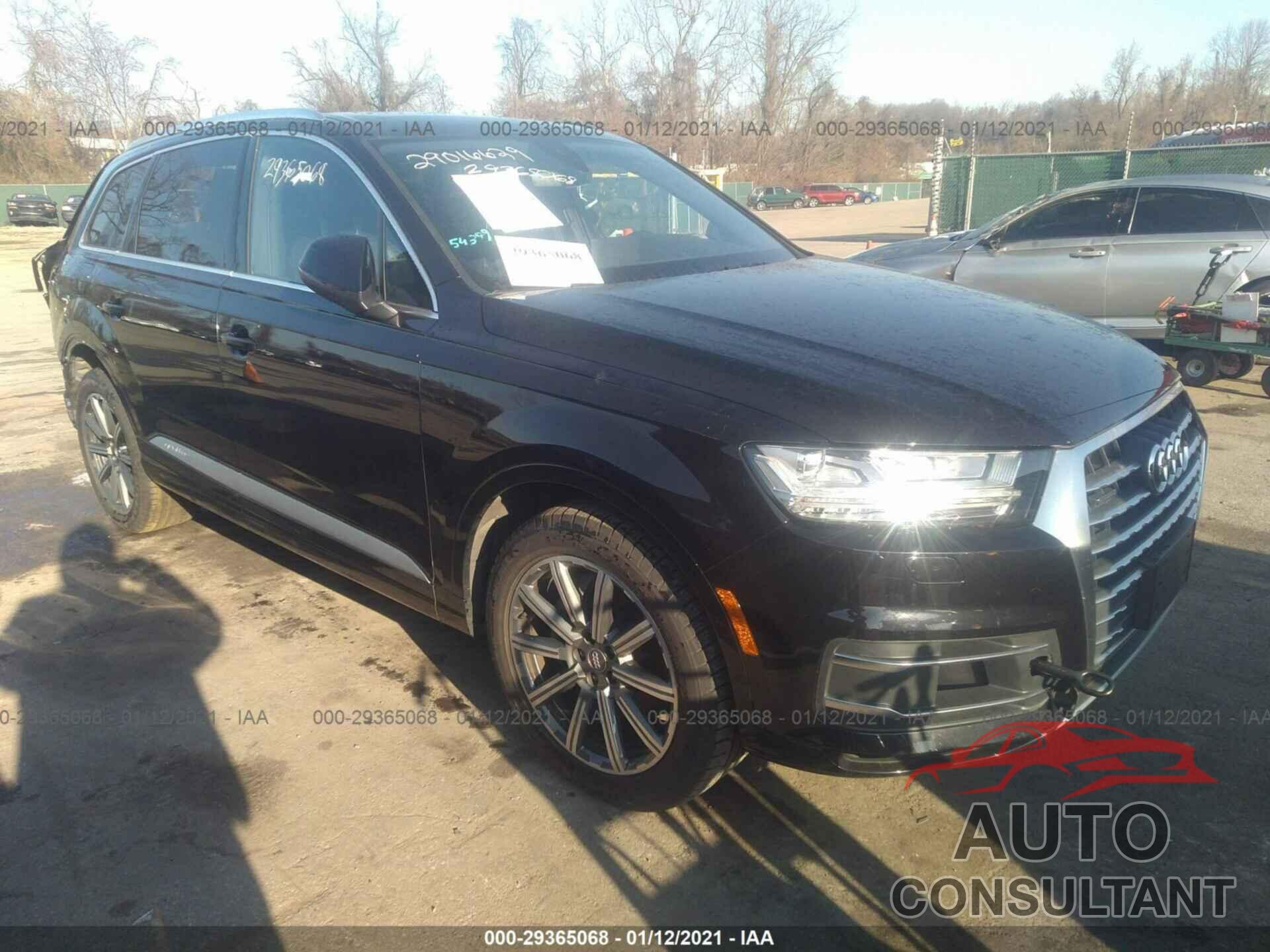 AUDI Q7 2018 - WA1LAAF76JD011481