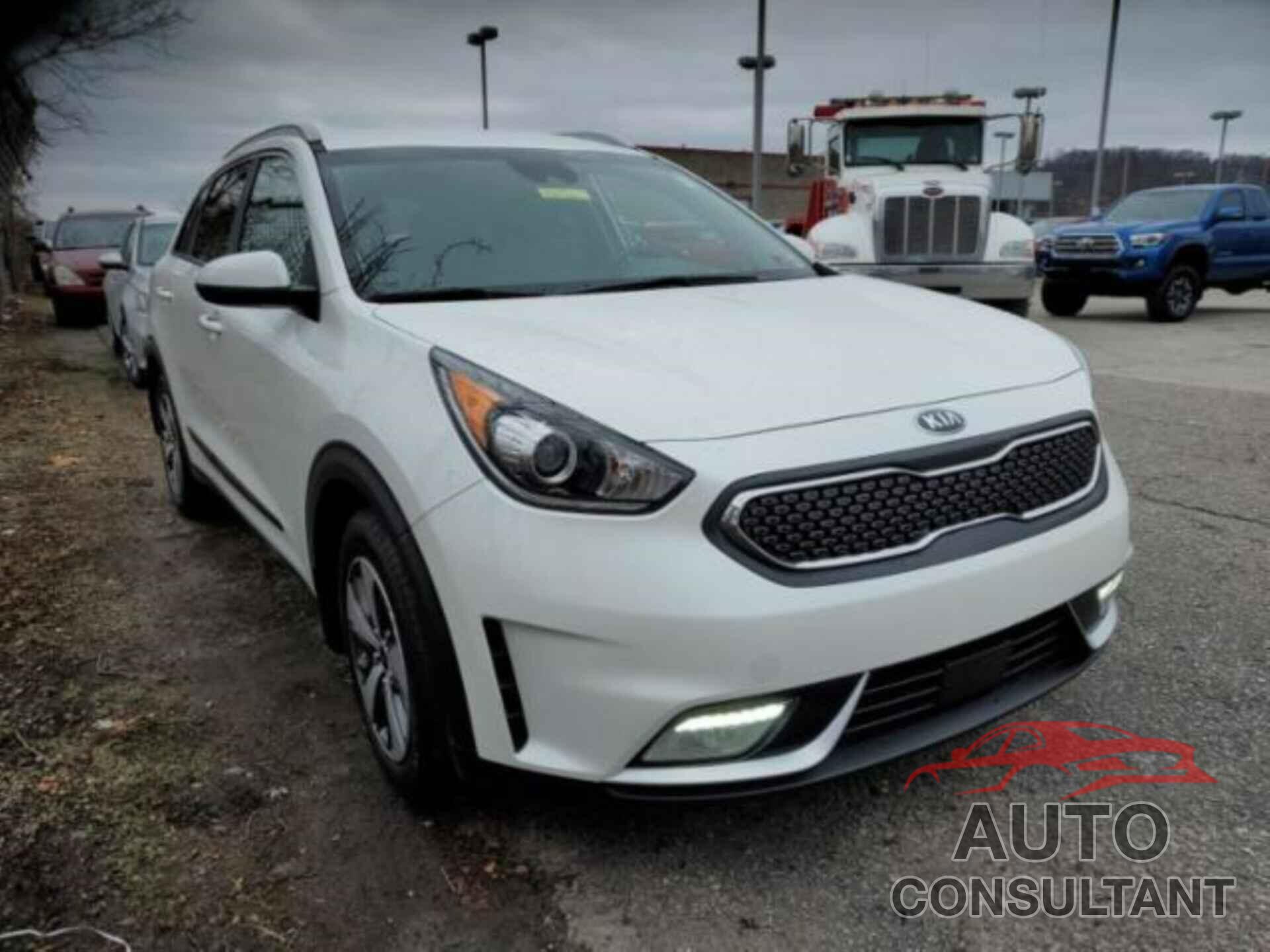 KIA NIRO 2018 - KNDCB3LCXJ5119385