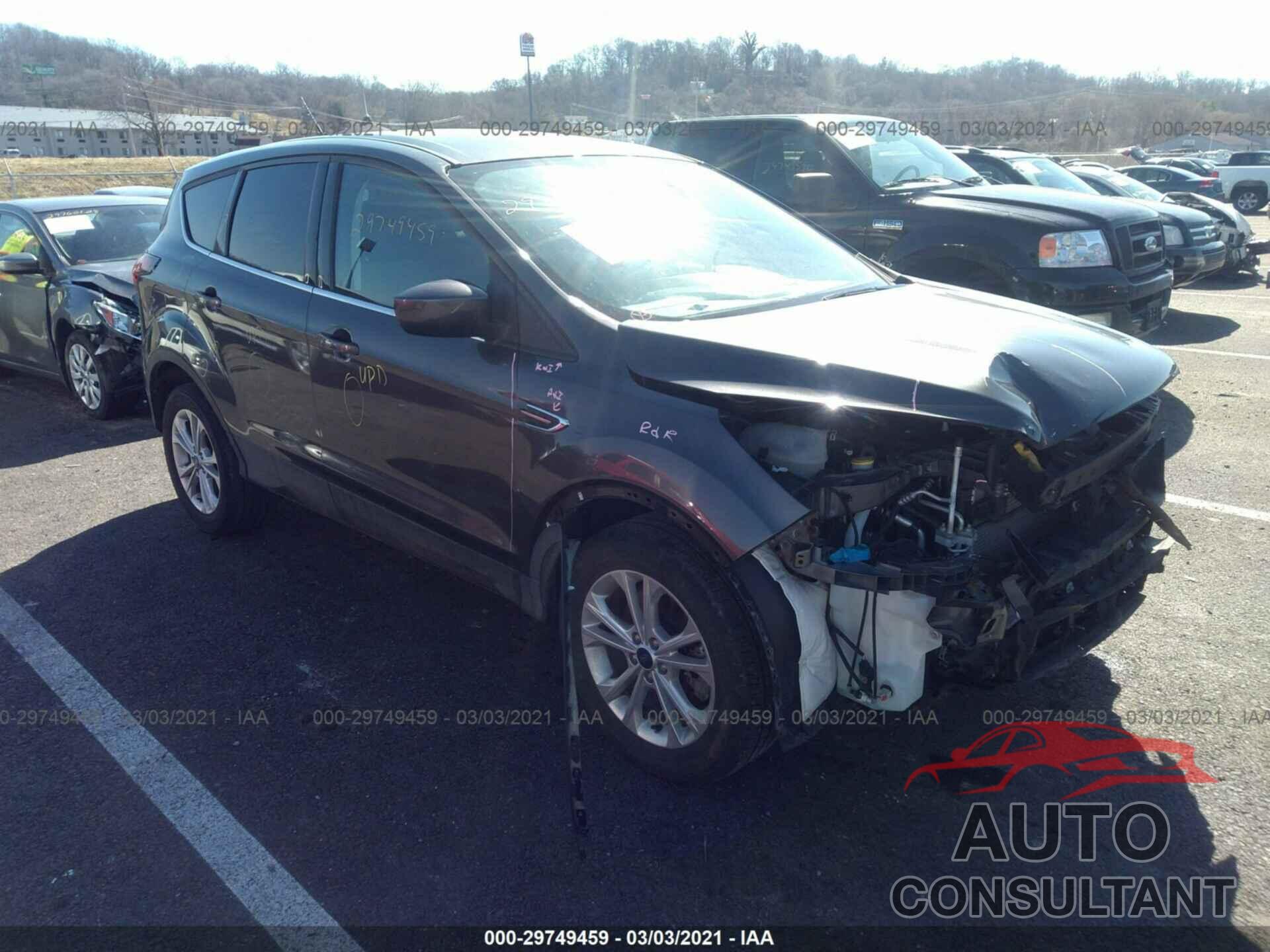 FORD ESCAPE 2019 - 1FMCU9GD0KUB01979
