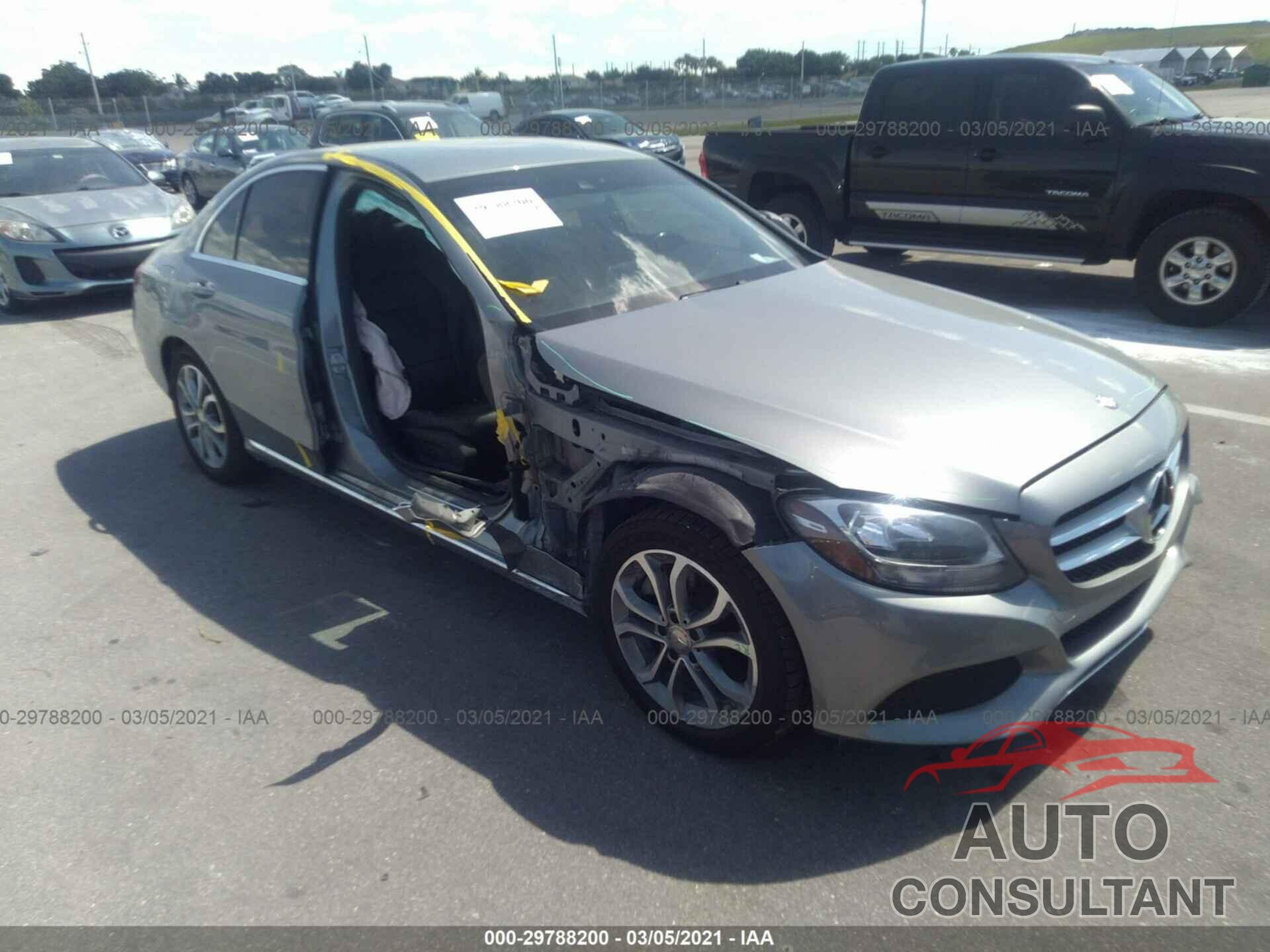 MERCEDES-BENZ C-CLASS 2016 - 55SWF4JB1GU122568