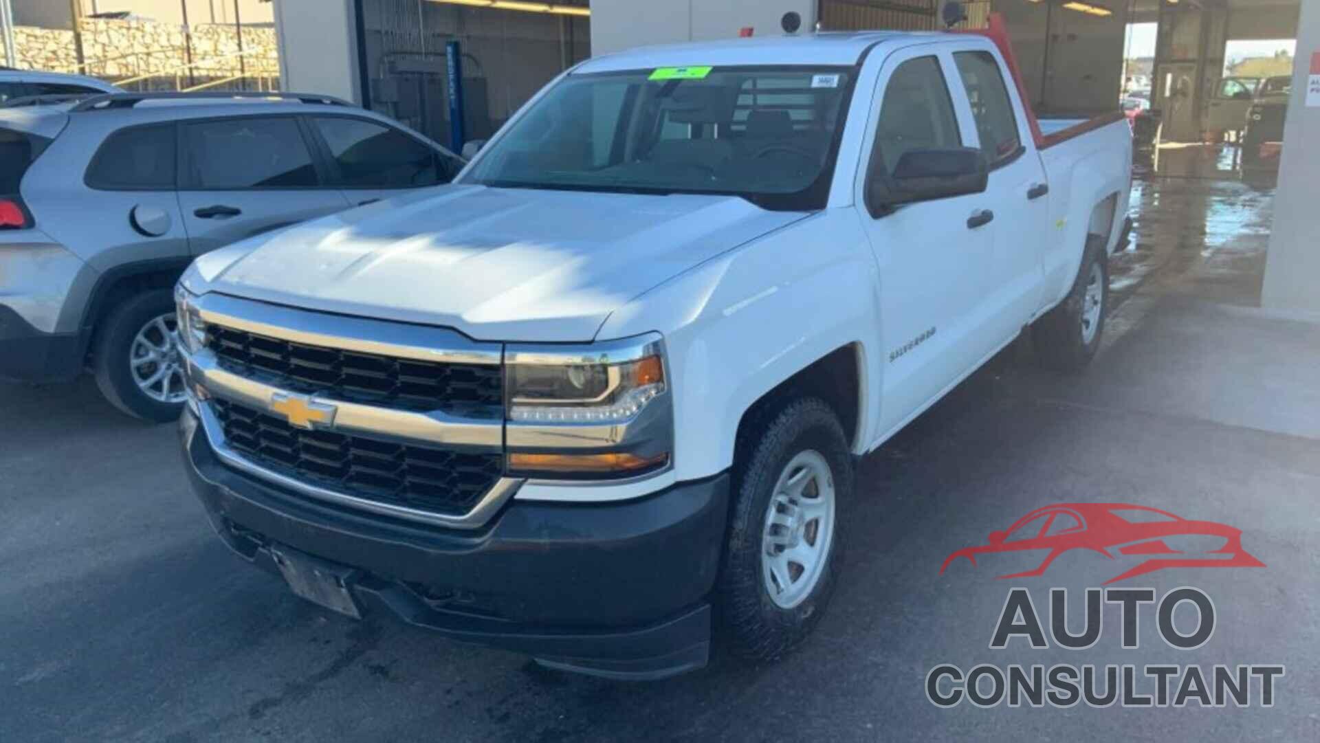 CHEVROLET SILVERADO 1500 2017 - 1GCRCNEC7HZ339408