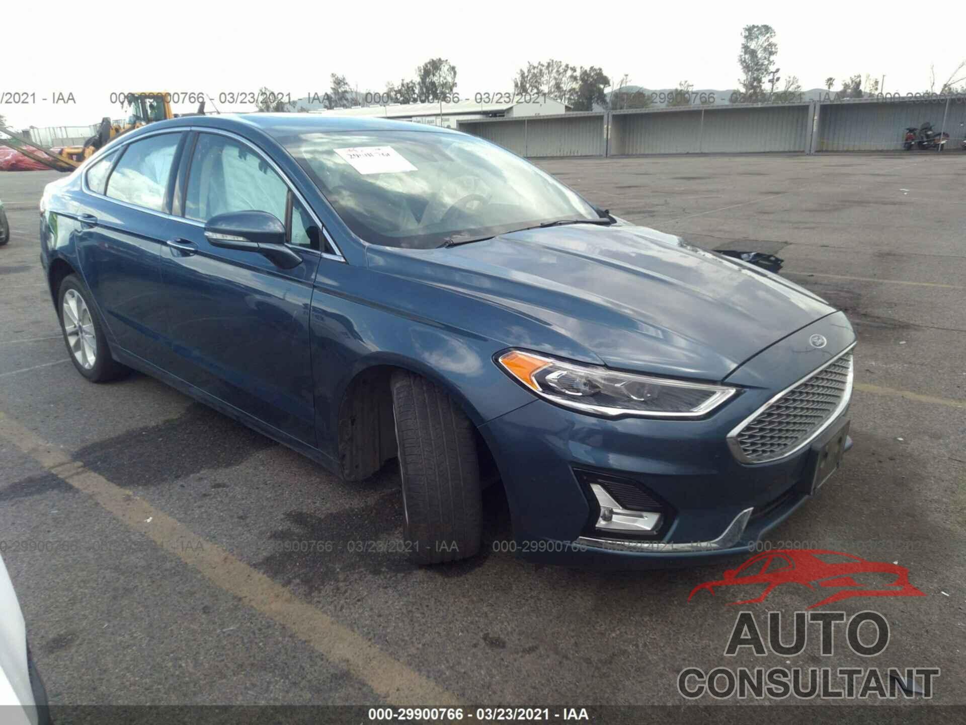 FORD FUSION ENERGI 2019 - 3FA6P0SU8KR148928