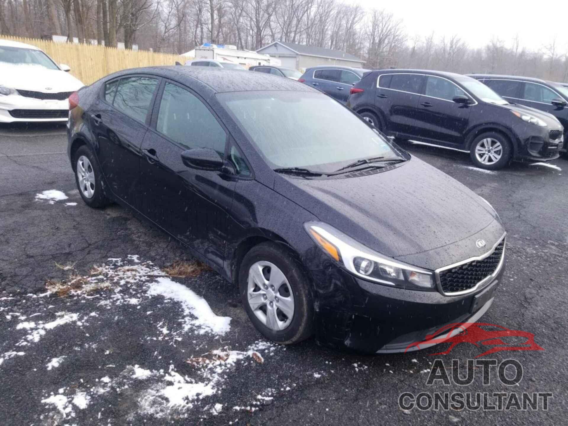 KIA FORTE 2018 - 3KPFK4A75JE219925